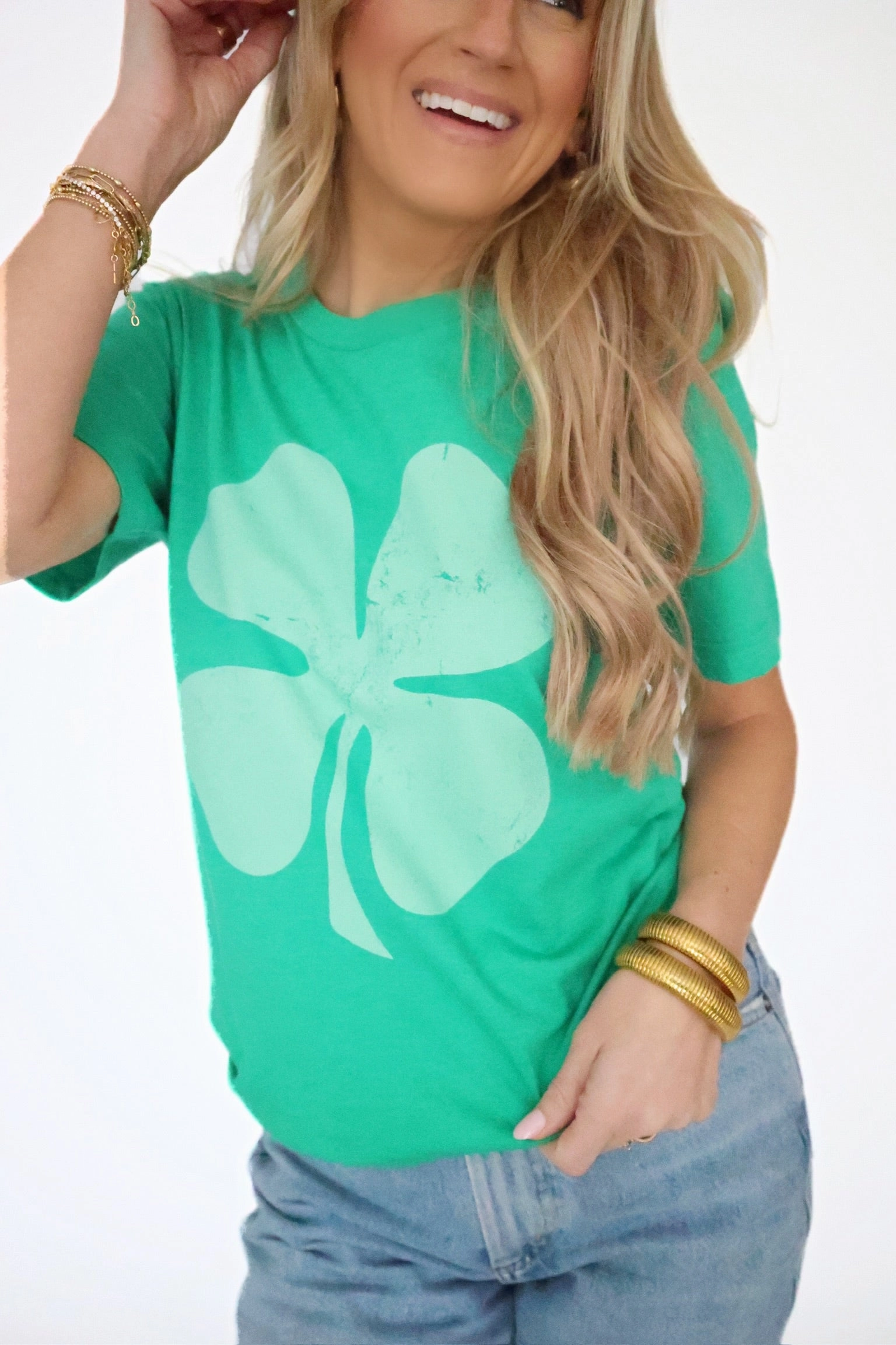 DoubleStitched Hem Four Leaf Clover Graphic Tee(final sale)
