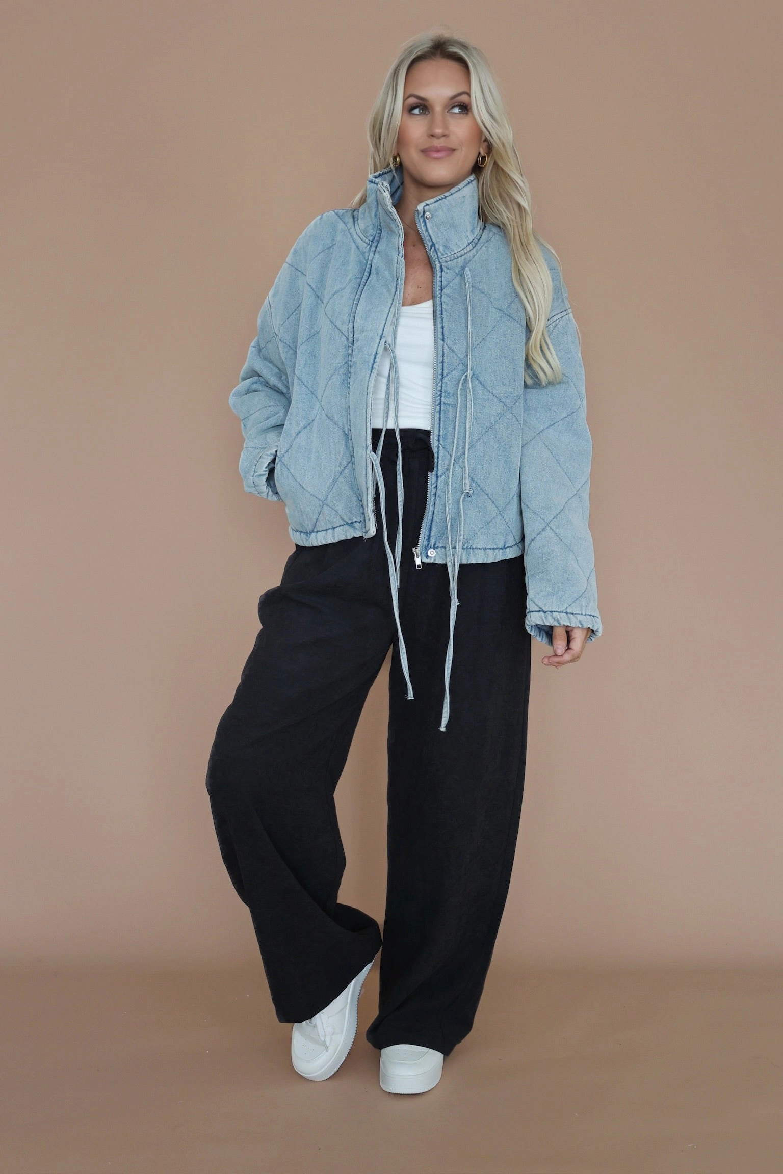 Minimalist Silhouette Cut Cora Denim Jacket