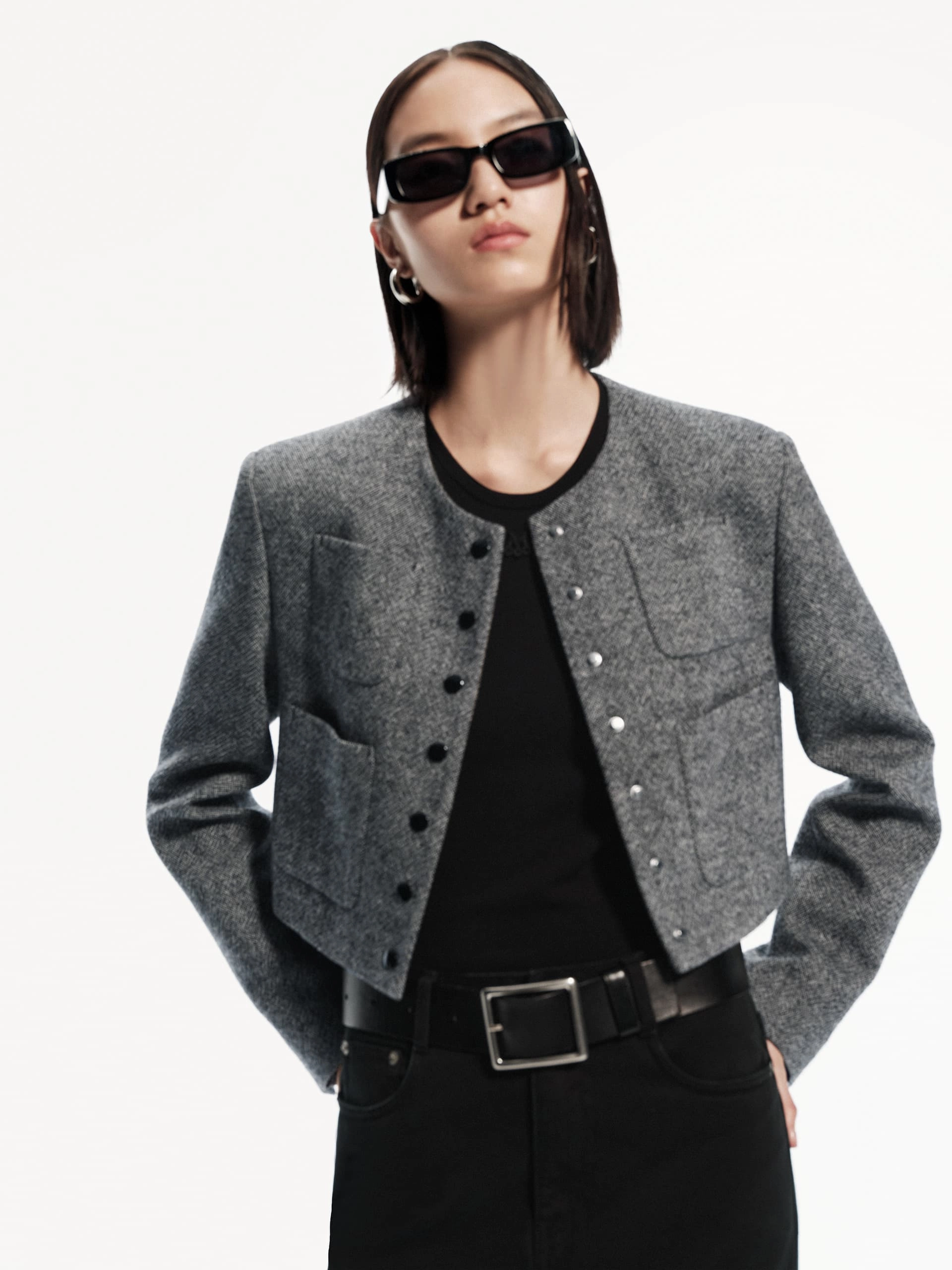 Front Pocket Cropped Jacket Temperature Balancing Layer