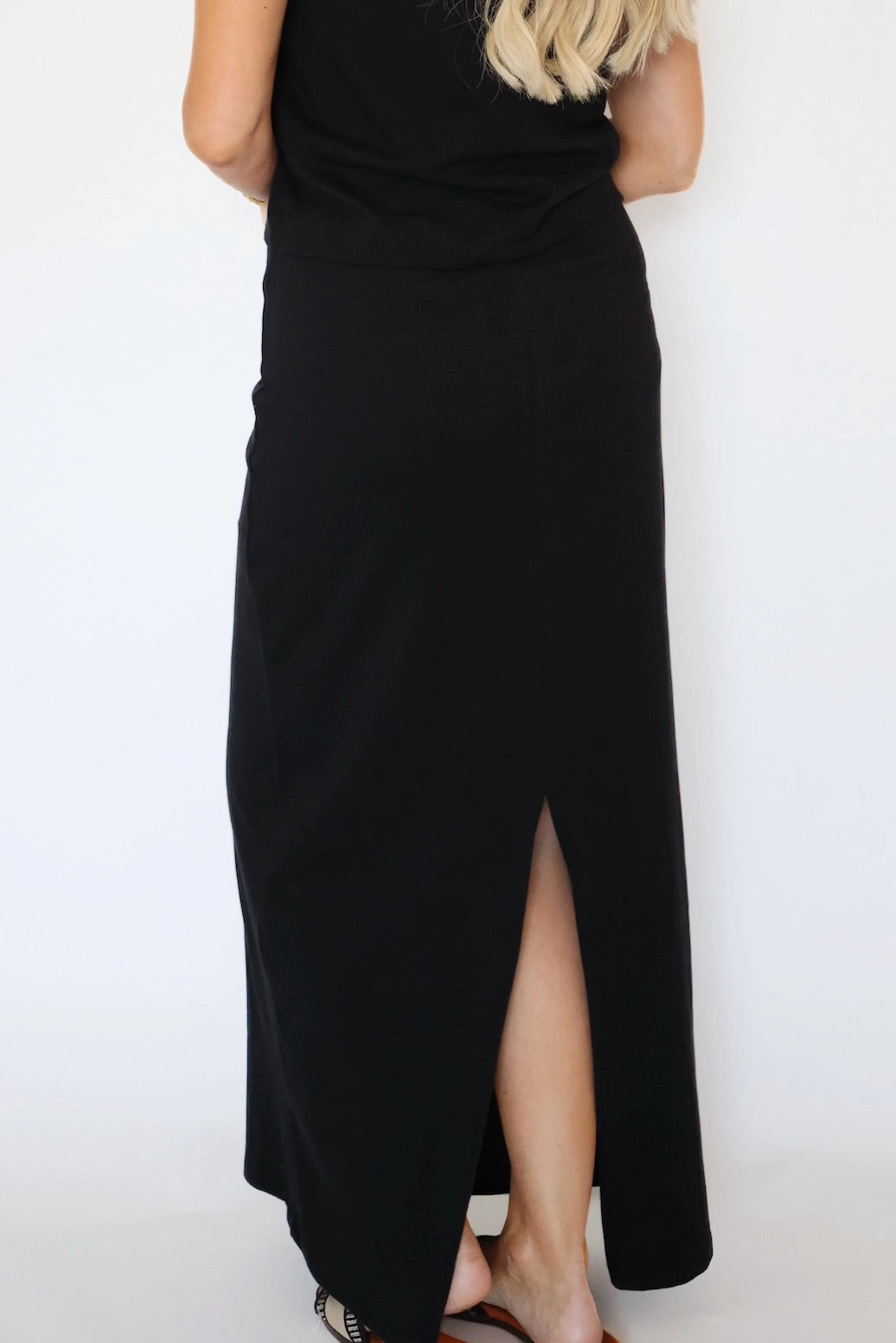 ZeroWaste Construction RelaxedSilhouette Gail Midi Skirt - True Black