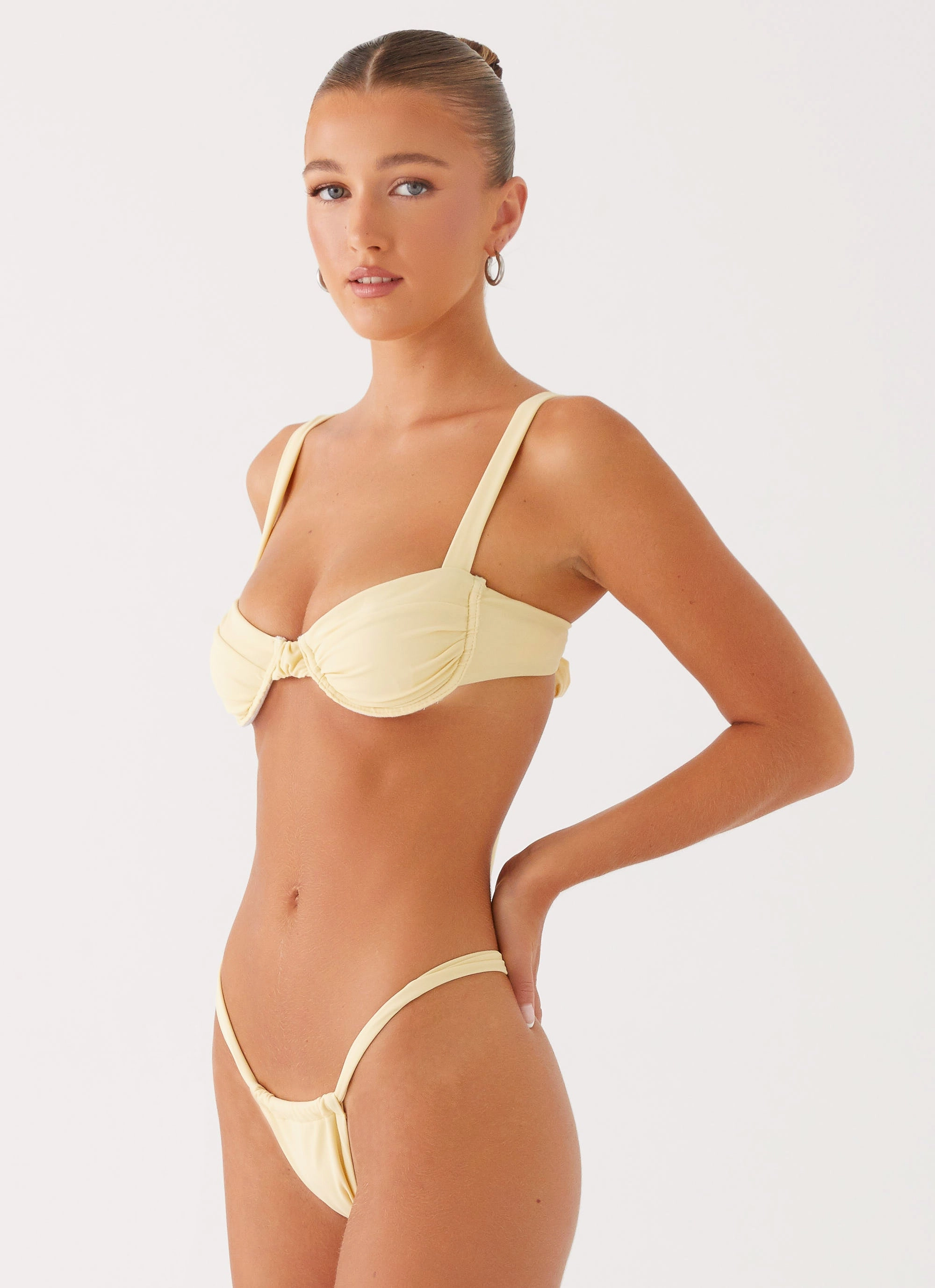 Layered construction Gala Underwire Bikini Top - Yellow