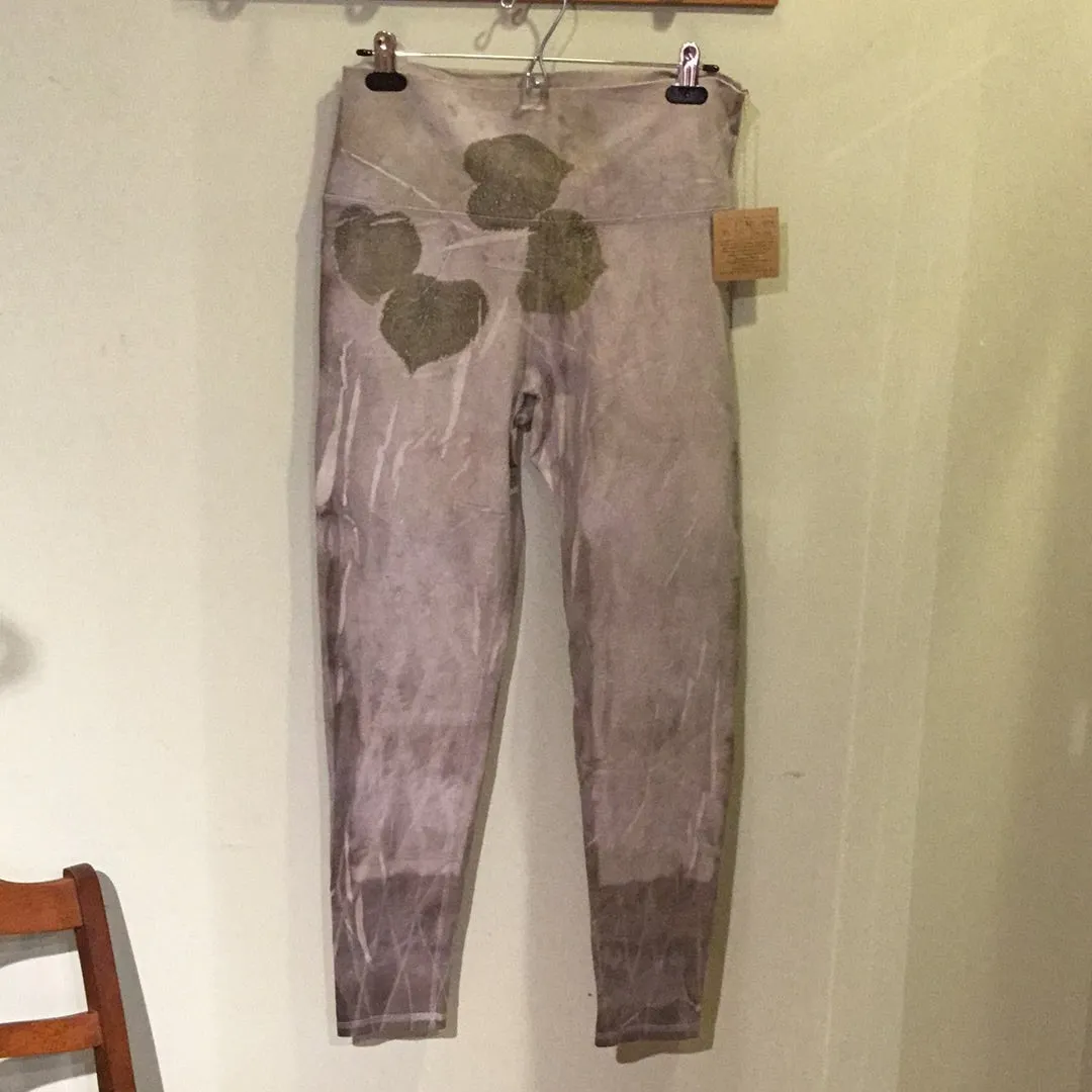 GE1-1529 Lamai Yoga Pants