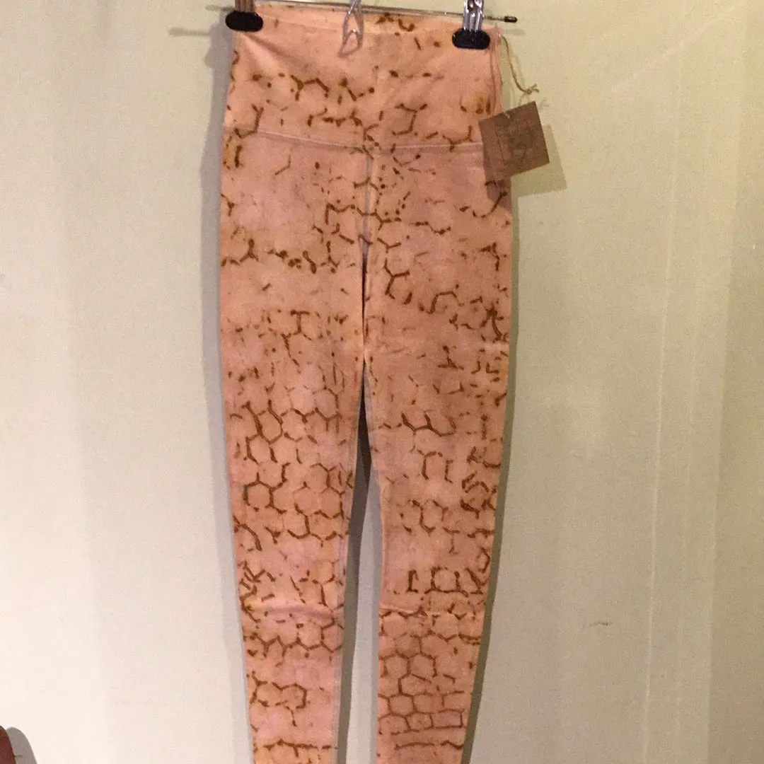 GE1-1529 Lamai Yoga Pants