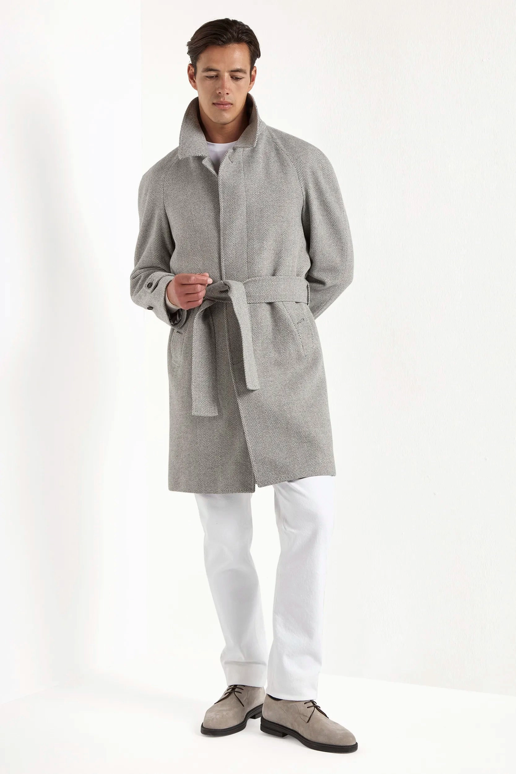 ConvertibleCollar Grey herringbone raglan coat ?C Made in Italy