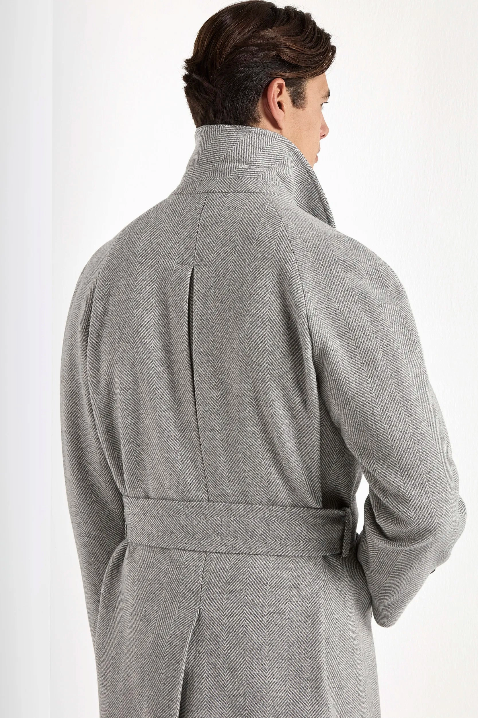 Grey herringbone raglan coat ?C Made in Italy Slim Fit Styles