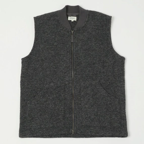 Flexible Shoulder Design Hartford Knitted Wool Vest - Charcoal