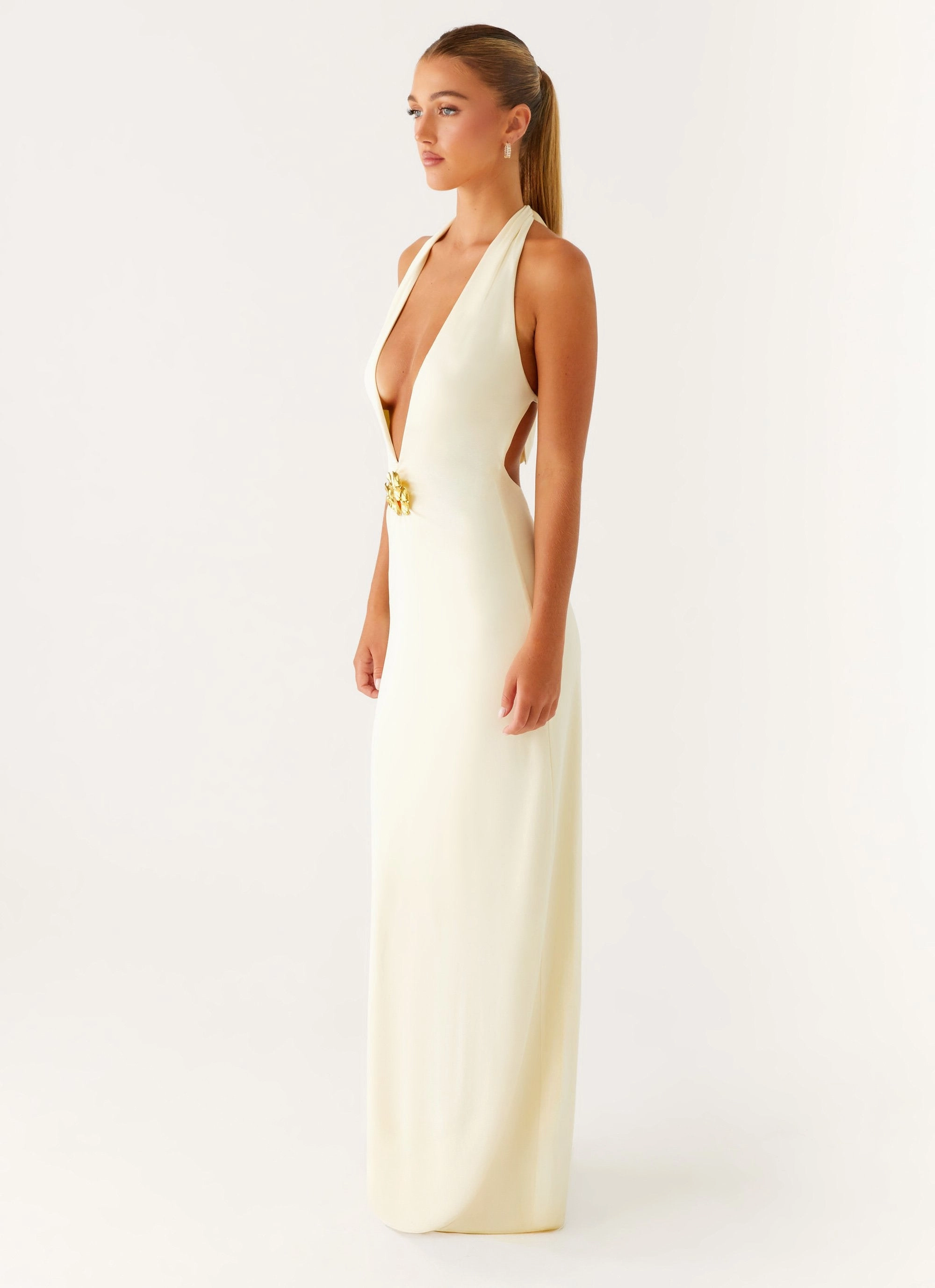 Sophisticated Cut Refined Line Spirit Maxi Dress - Yellow