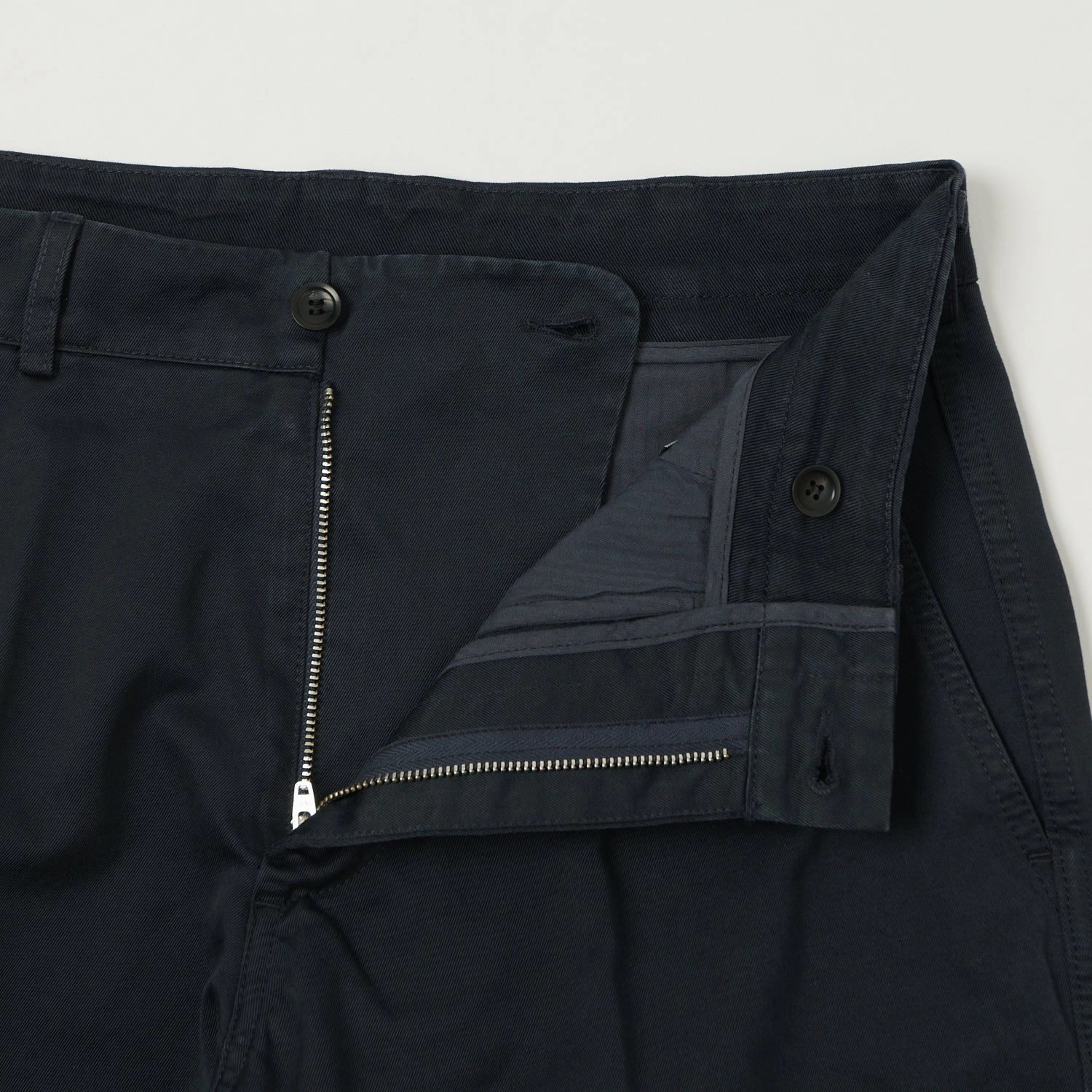 QuickReleaseFastenings Knickerbocker Canal Tapered Twill Chinos - Deep Navy