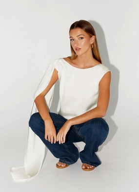 Lightweight Layering Option Bonded Seam Construction Mojito Cowl Top - Ivory