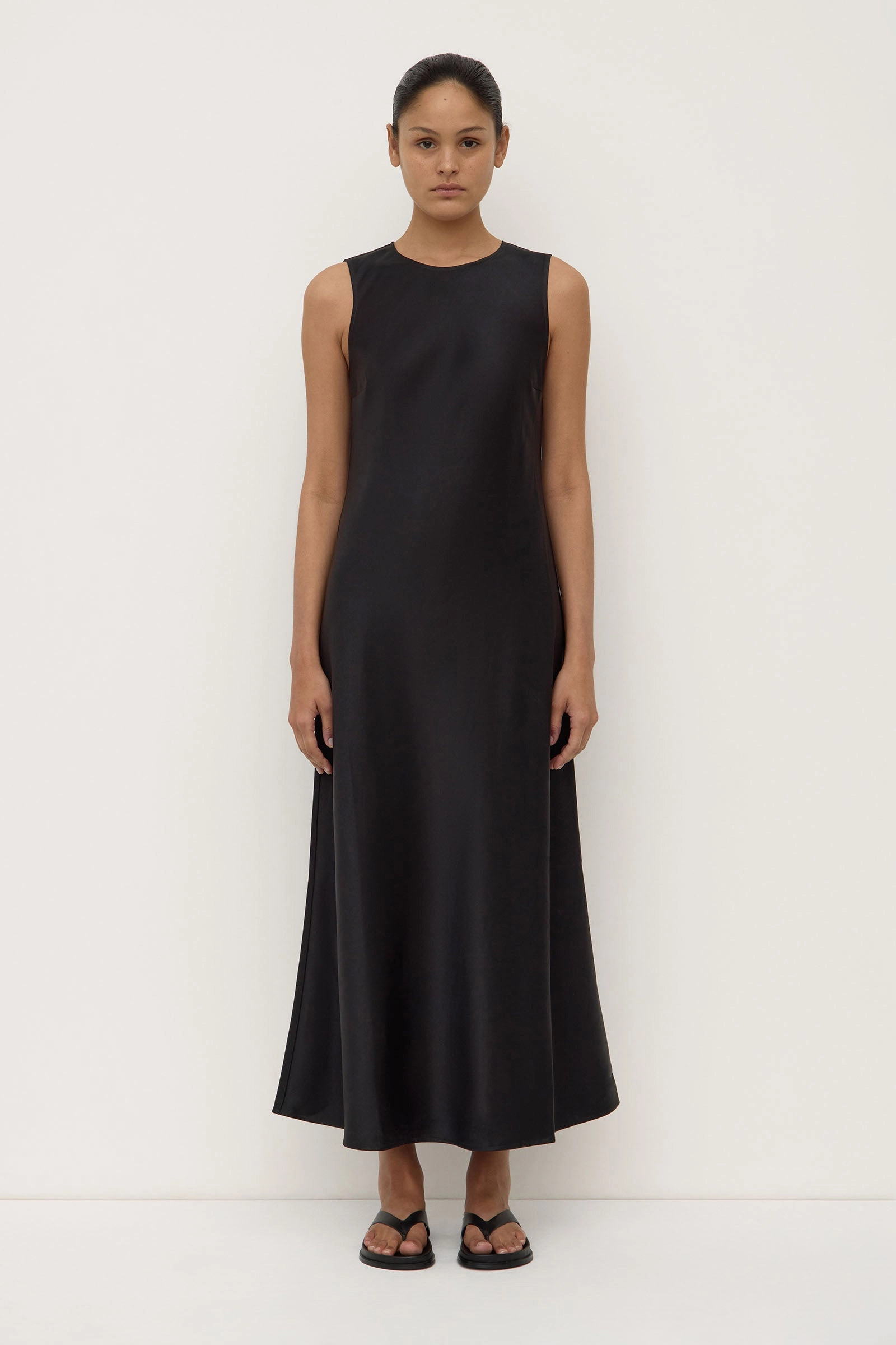 Ilsa Midi Dress Luxury-Fabric Young Edge