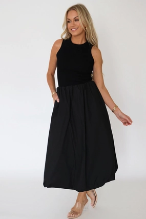 Stretchable Knit Sporty Top Jasmyne Skirt