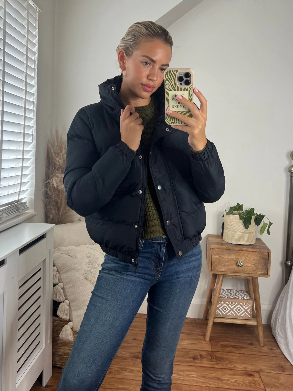 Jazmin High collar Puffer Jacket / Black Durable Weave