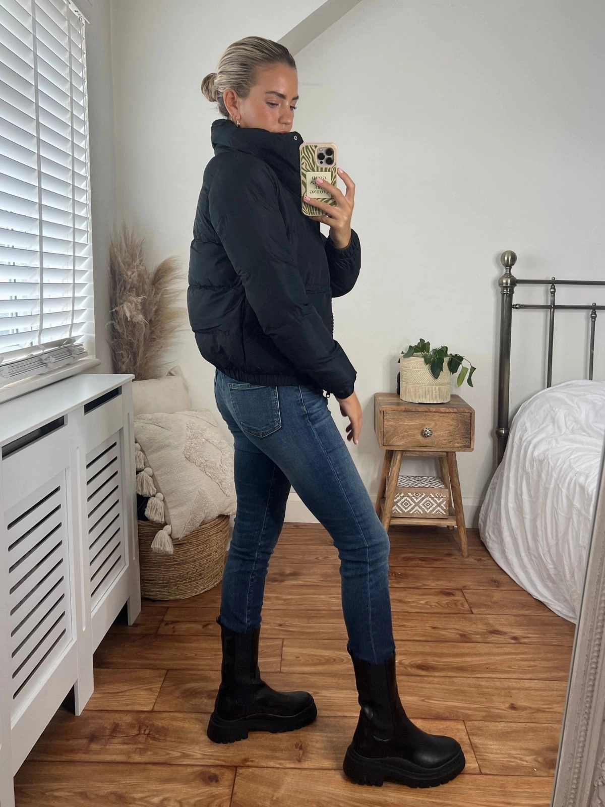 SoftLining Tailored Silhouette Jazmin High collar Puffer Jacket / Black