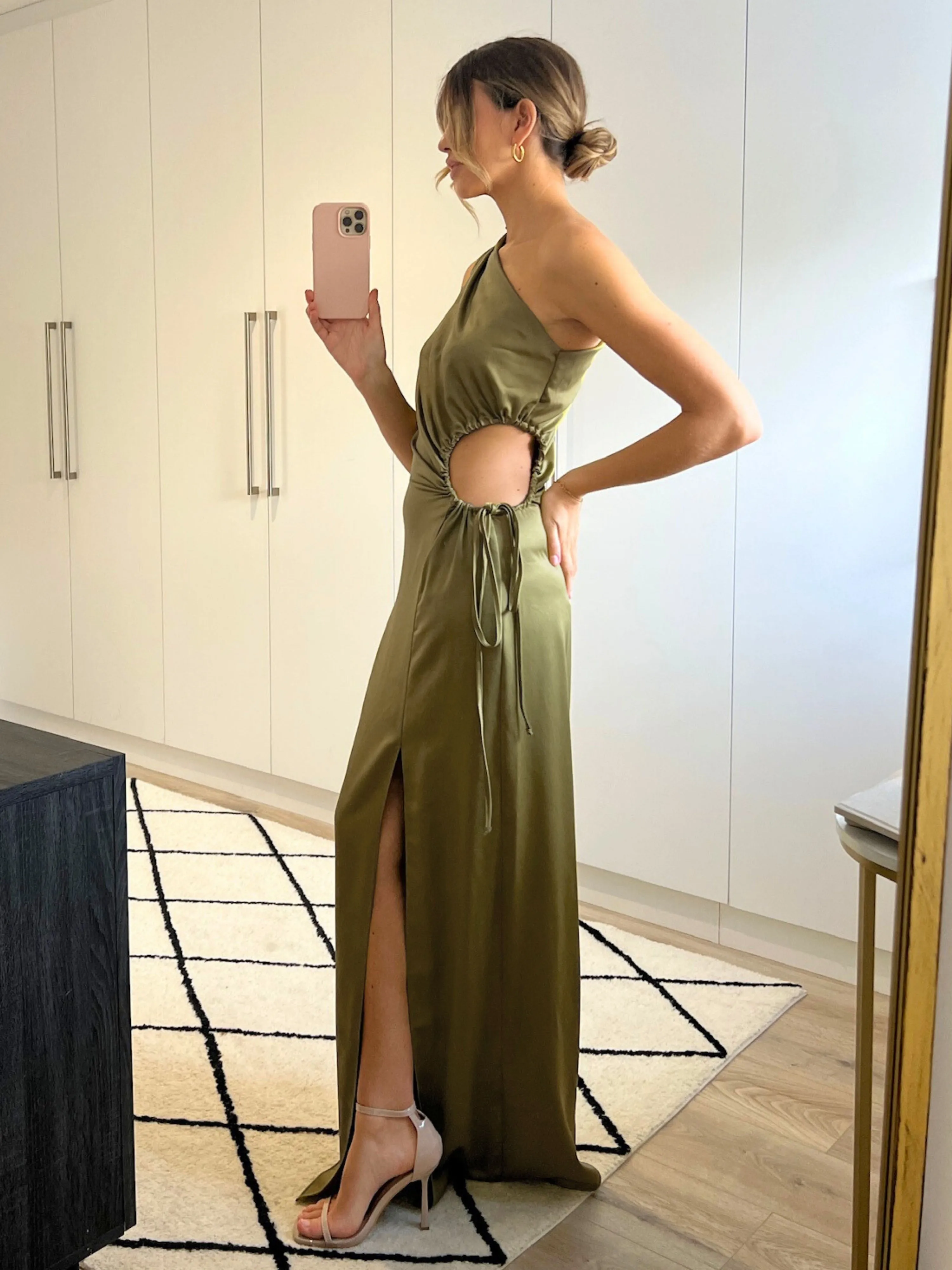 Jovie Cut Out Maxi Dress / Green Professional Look Moment Soft
