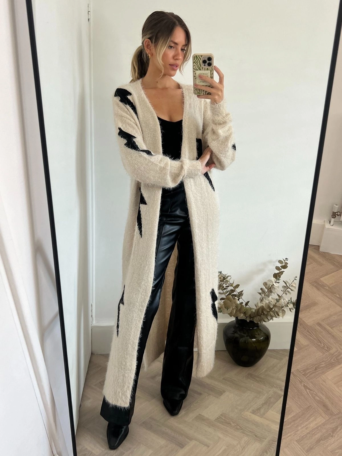 UV Protective Coating Adjustable Hem Cuff Kaia Lightning Print Long Cardigan / Stone