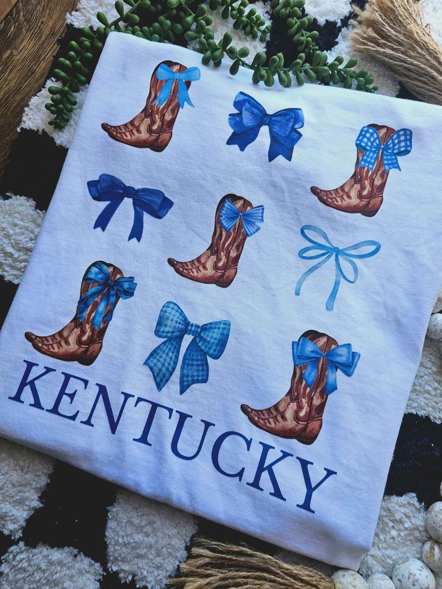 Kentucky Boots & Bows T-shirt LatticeKnit Soft Touch Texture