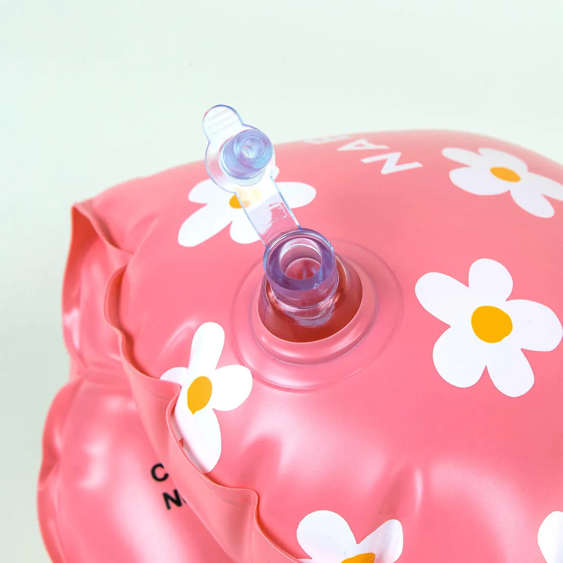 Kids’ Swimming armbands with "FLOWERS” print - 11-30 kg