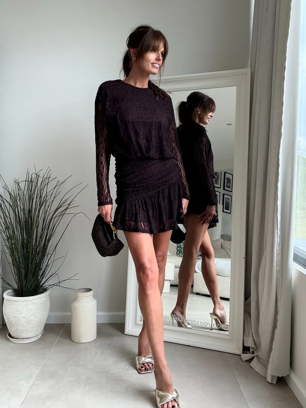 Anti-Static-Finish Kiki Lace Mini Dress in Chocolate brown