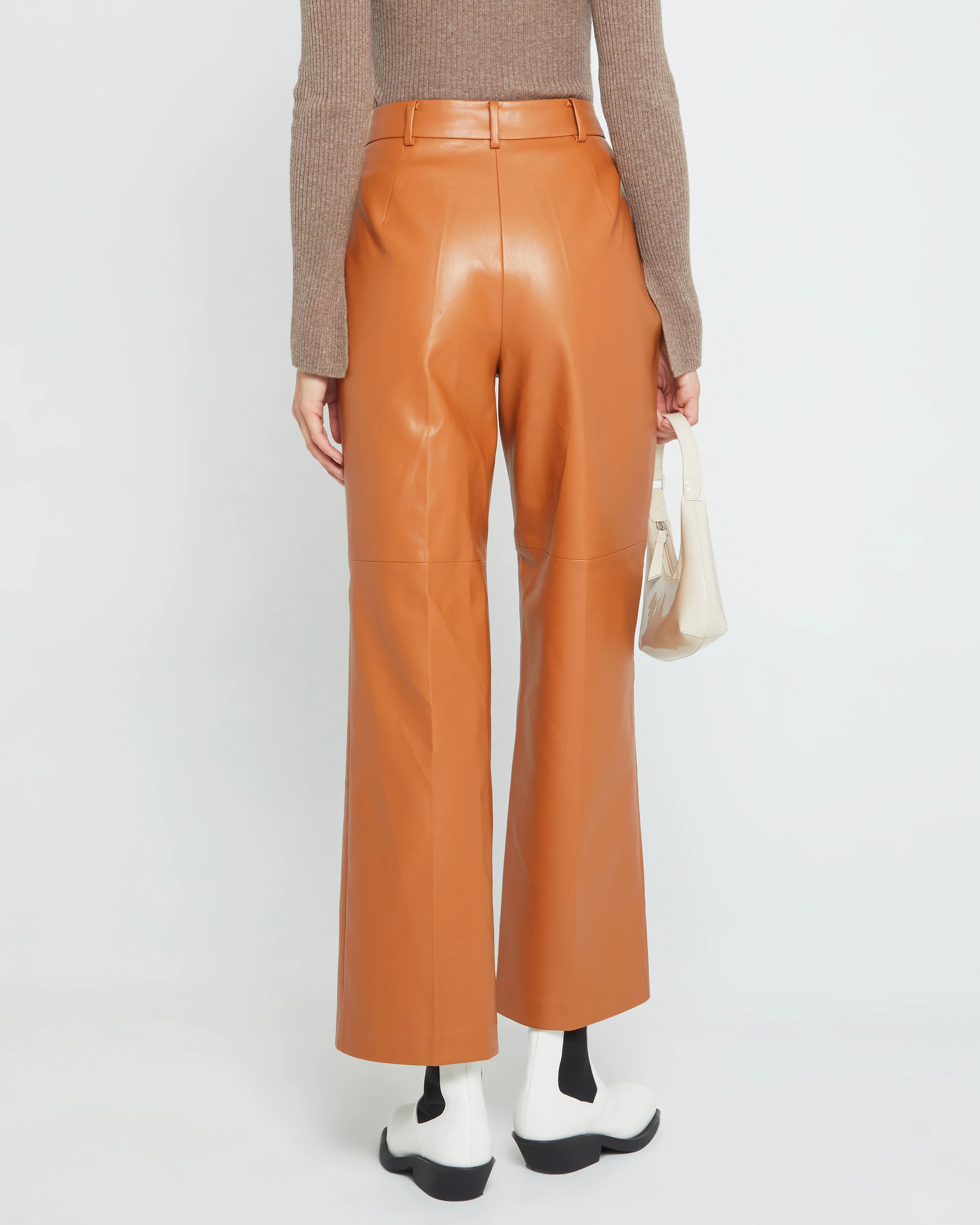 Smooth Finish ReflectiveAccentDetails Kitou Faux Leather Pant