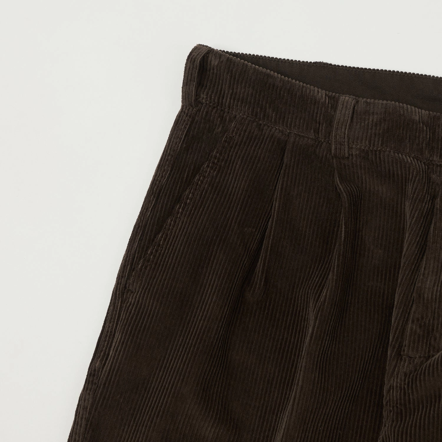 Durable Hemming Knickerbocker 'Canal' Pleated Corduroy Trousers - Coffee
