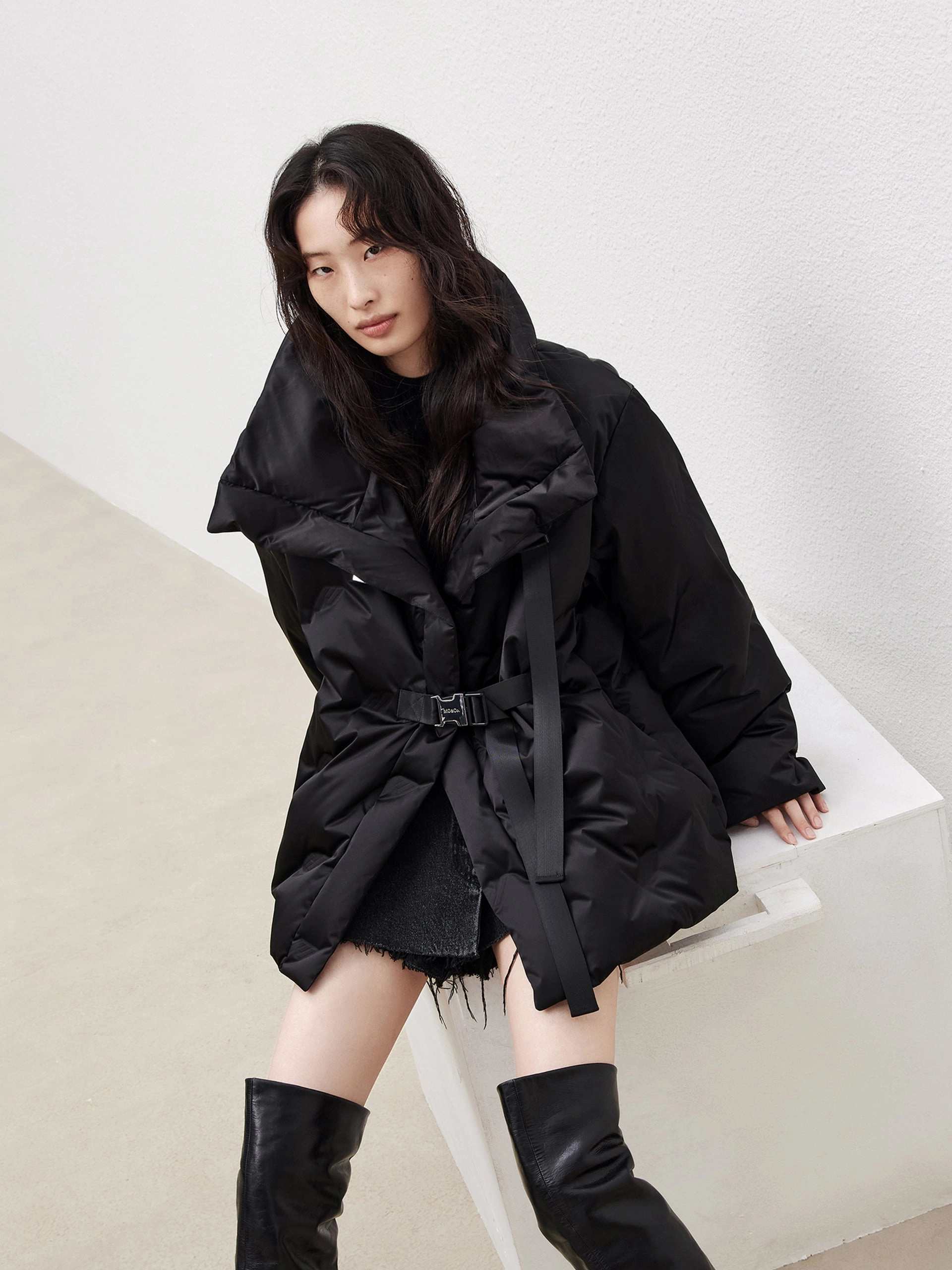 Lapel Collar Down Jacket with Adjustable Belts Layered Comfort Look No Smell