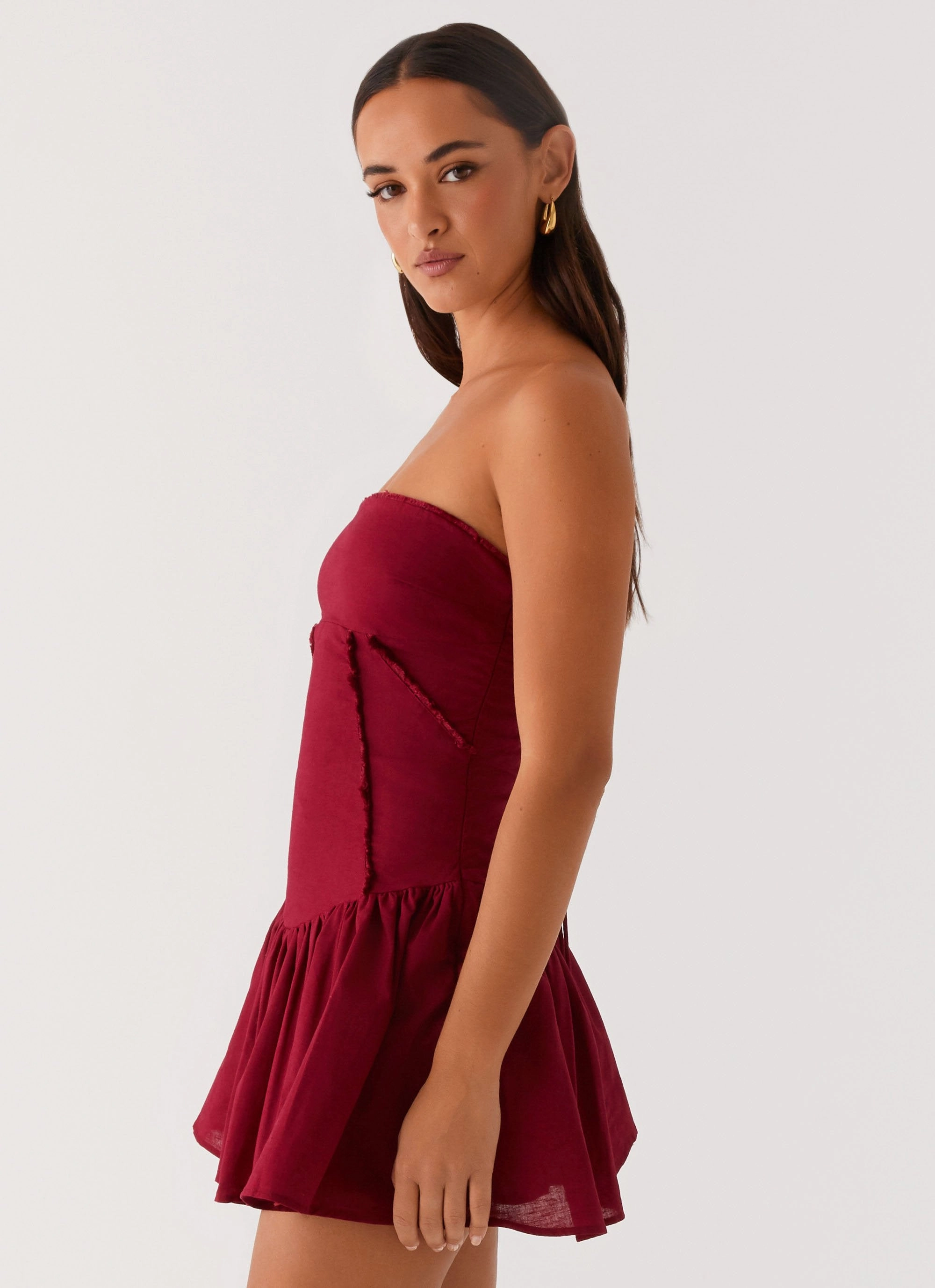 Larnie Linen Mini Dress - Deep Red Gemstone-Detail