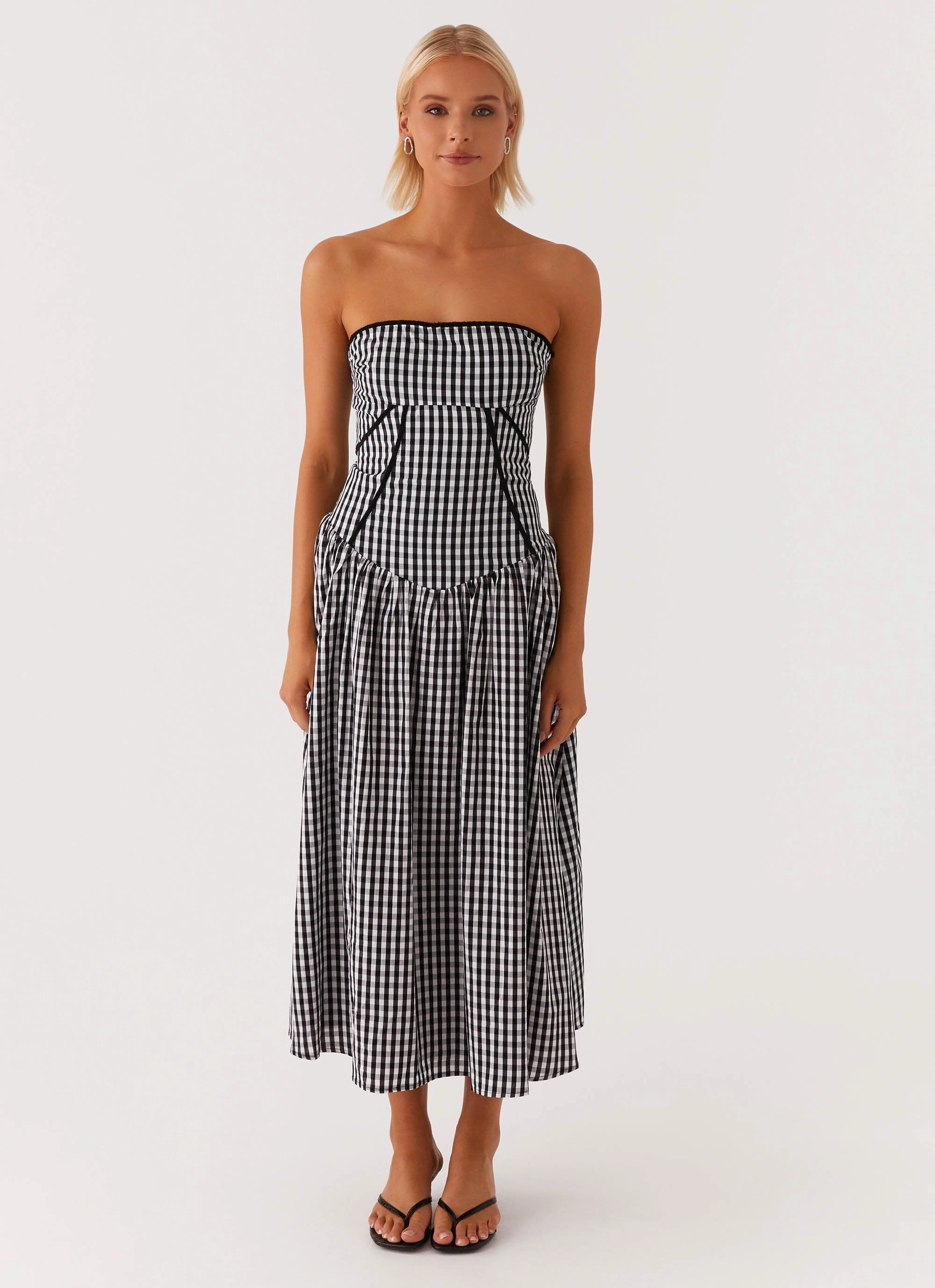 Elegant Flow Smooth Curve Larnie Midi Dress - Black Gingam