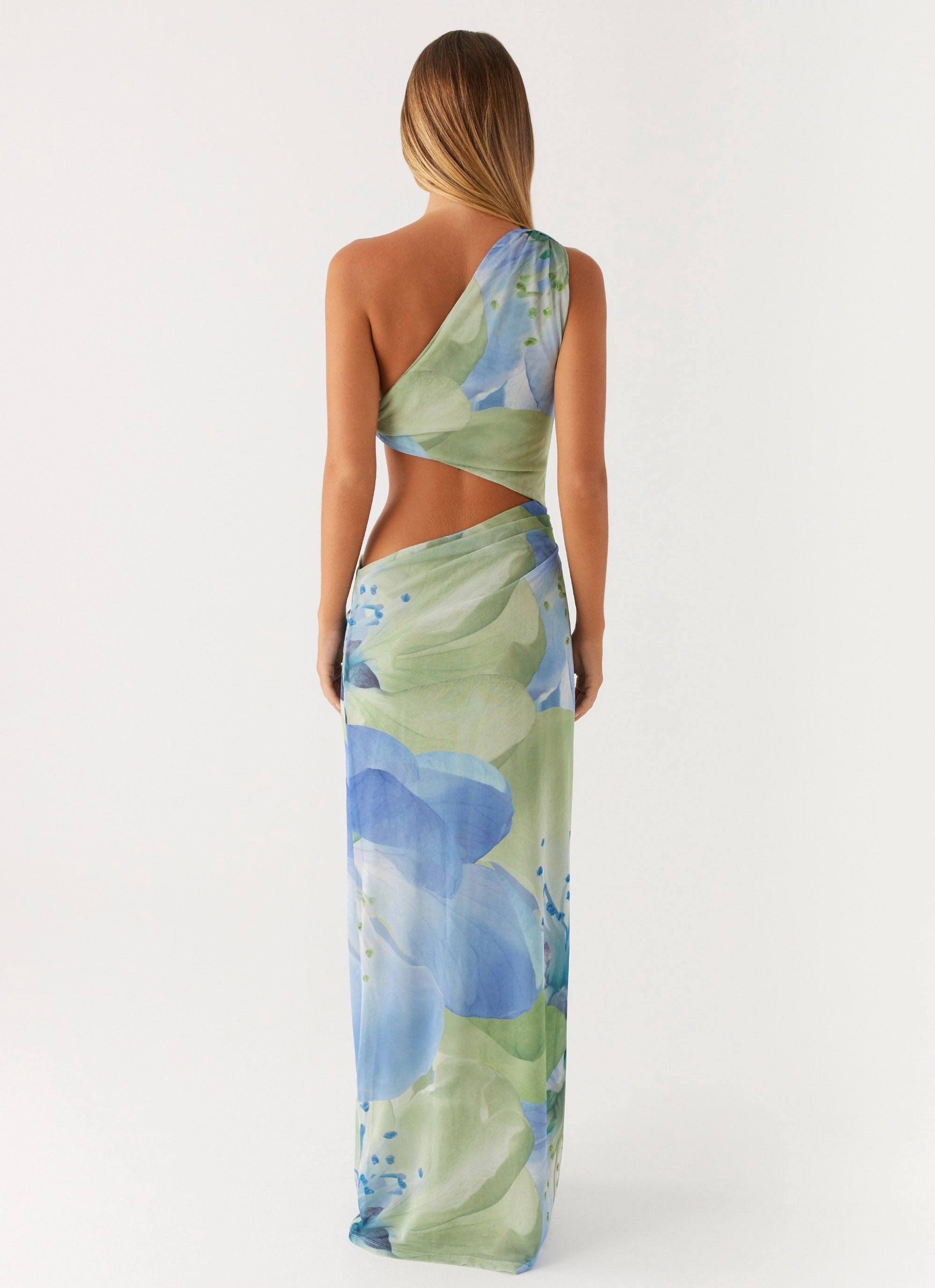 Wilder Maxi Dress - Flower Print Cool Undertone Evening Tone