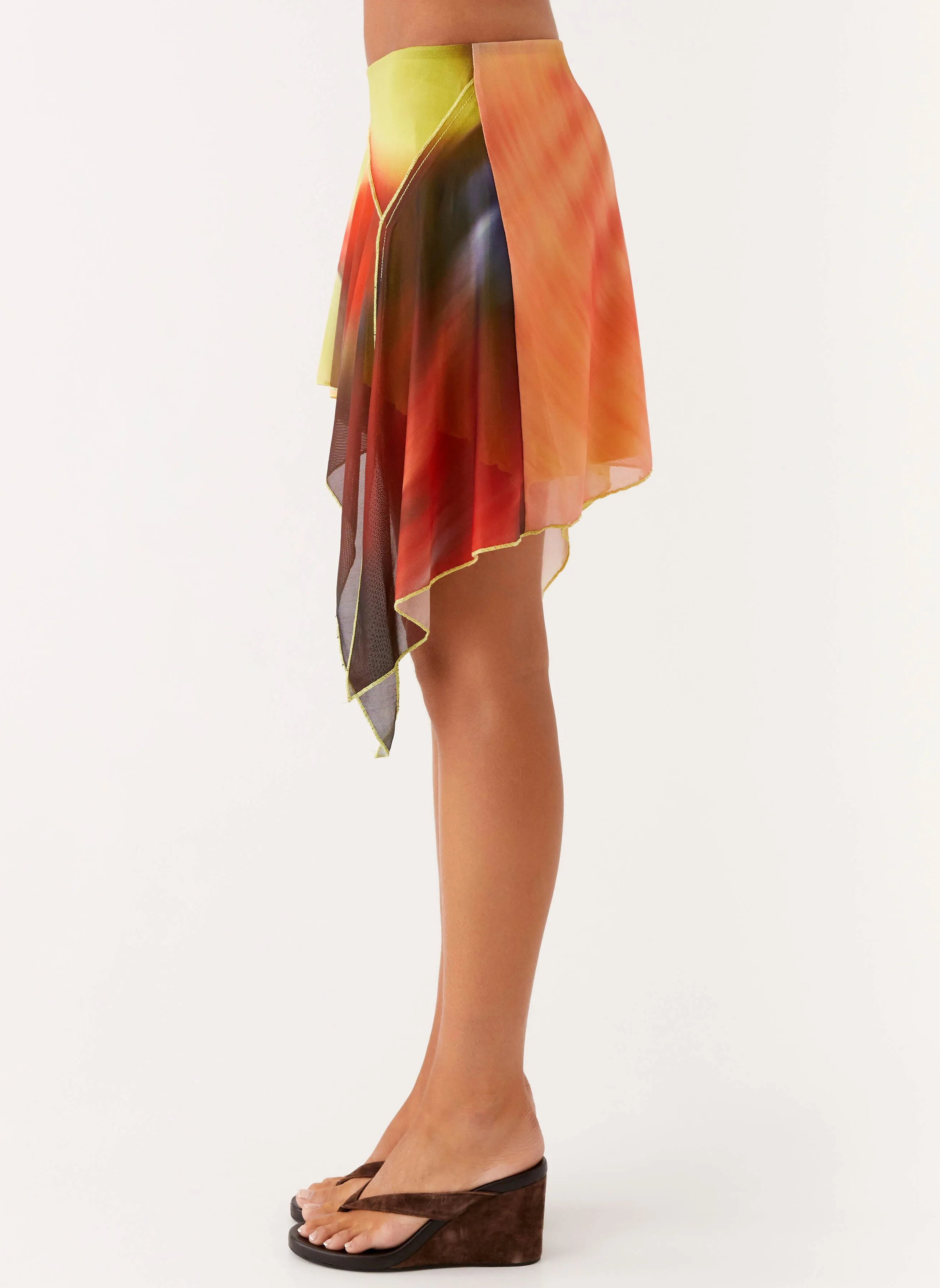 Road Trip Everyday Vibe Lustra Mini Skirt - Moody Floral