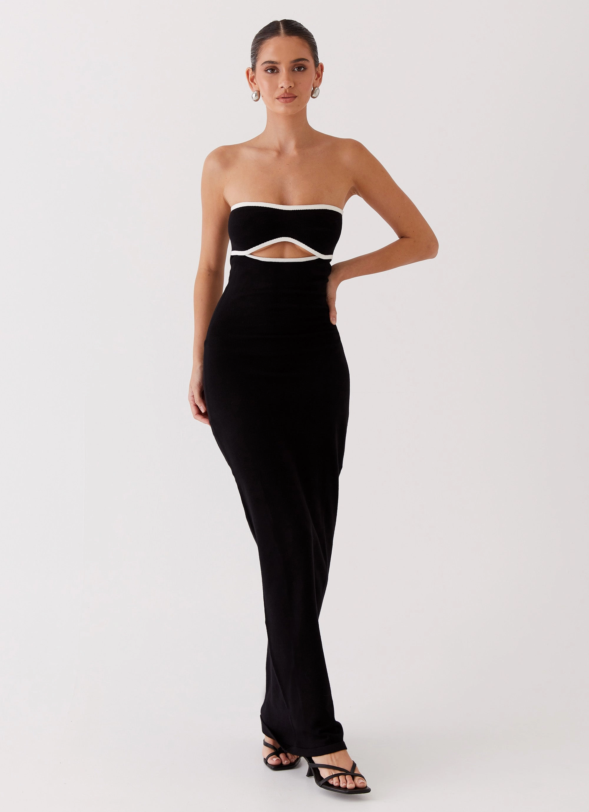 Relax Form Tasteful Detail When In Rome Knit Maxi Dress - Black