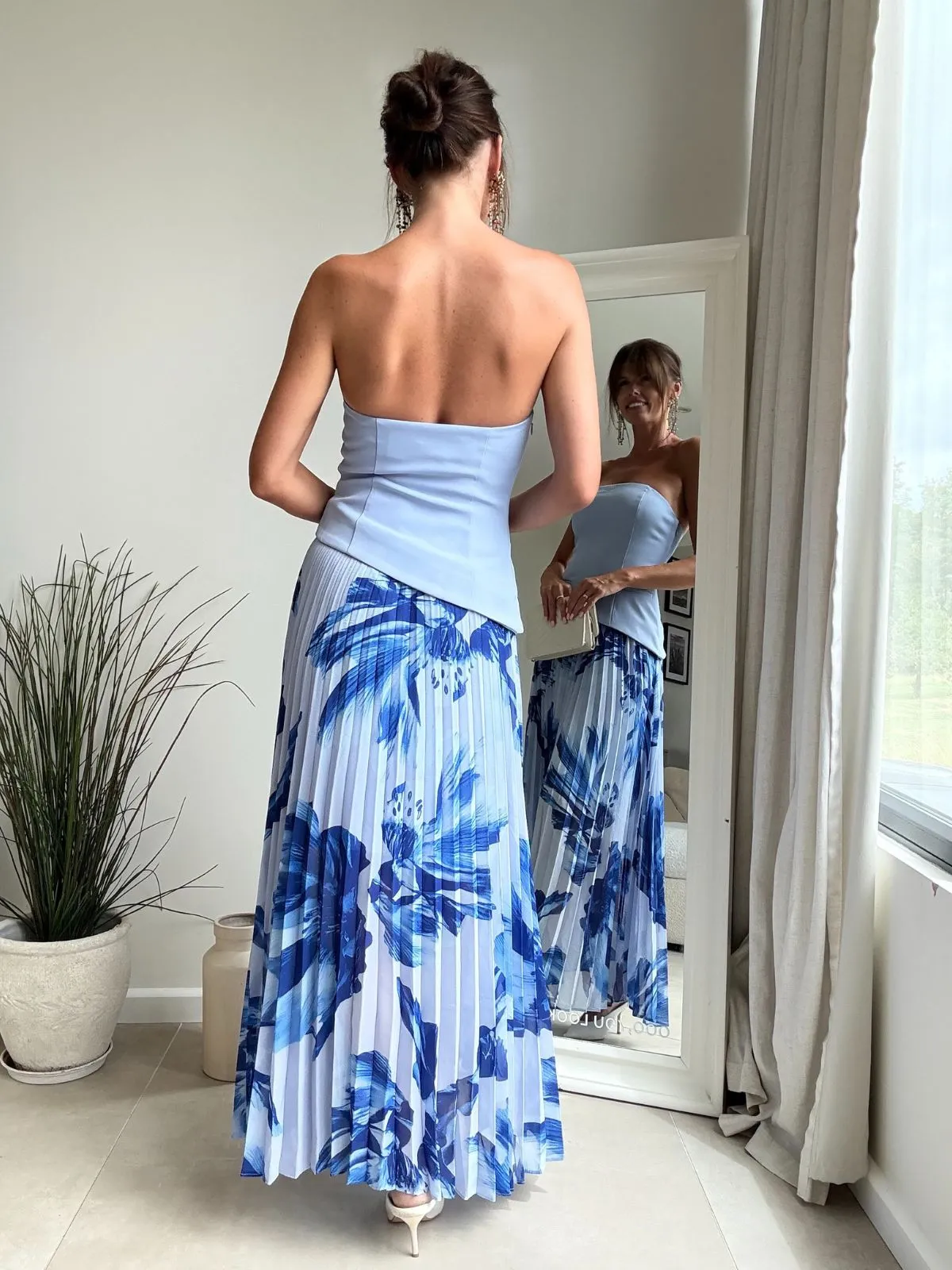 Crinkle Effect Madelaine Bandeau Dress in Blue