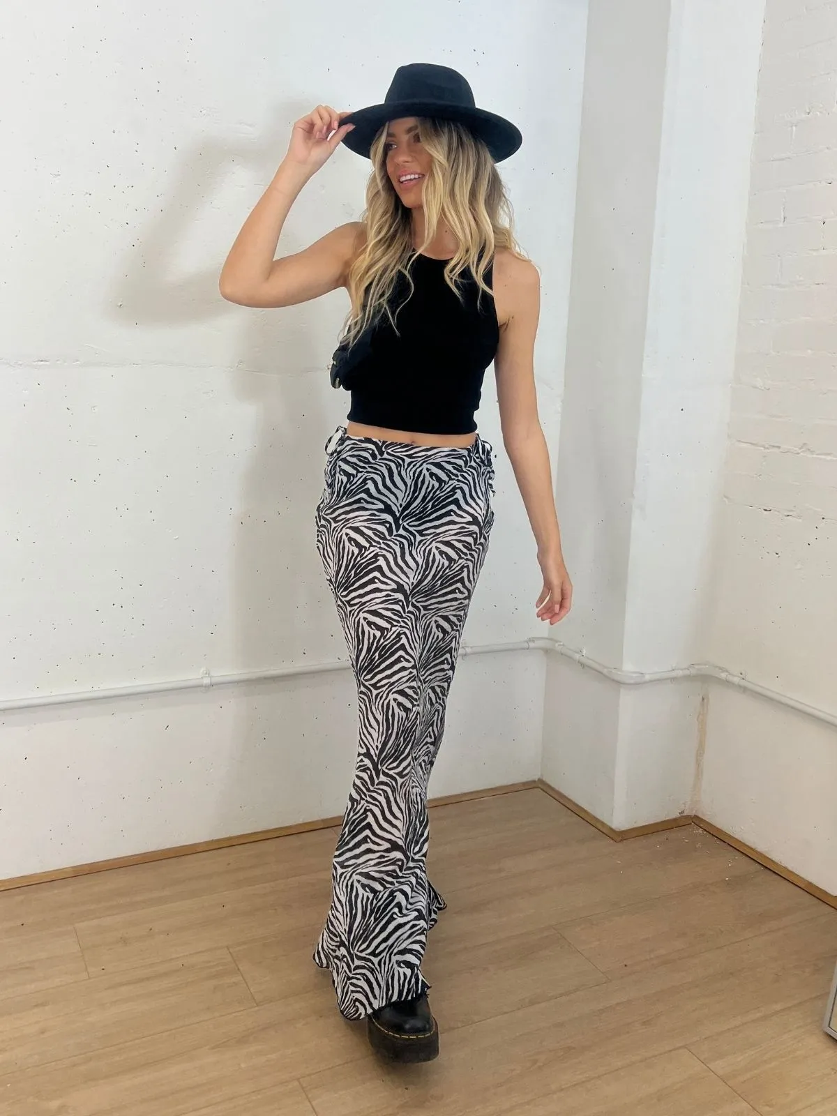 Knee Length Malibu Sheer Beach Maxi Skirt / Zebra