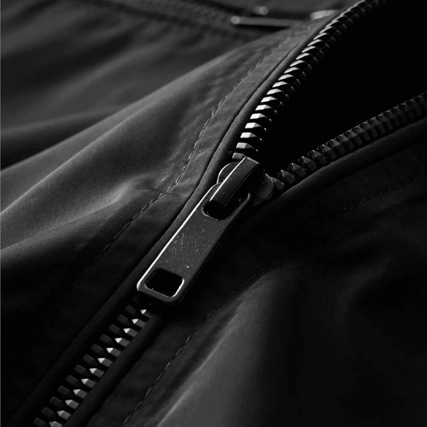 Men's Waterproof Softshell Jacket Windbreaker Removable Hood Rain Coat Men Outdoor Hiking Climbing Jackets Insulated