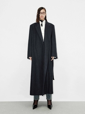 Merino Wool Long Coat Recycled materials Articulated Knees