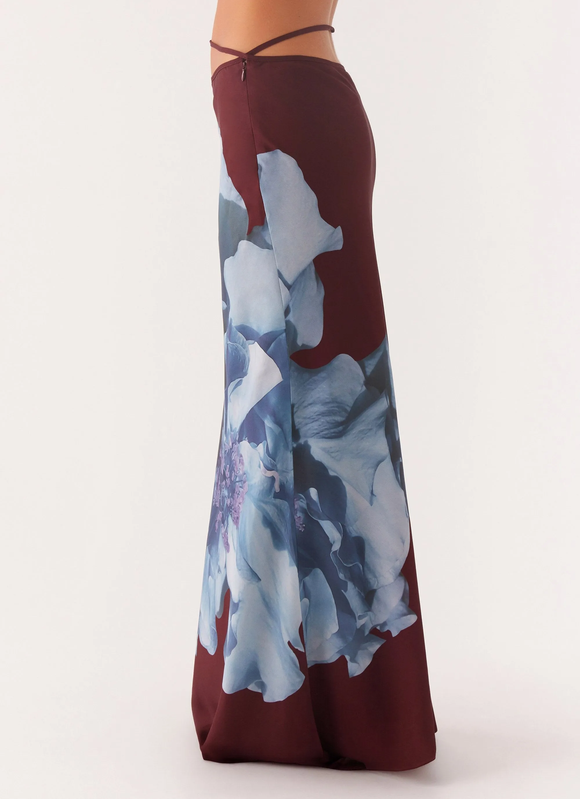 Lightweight Material Michelle Maxi Skirt - Maroon Print