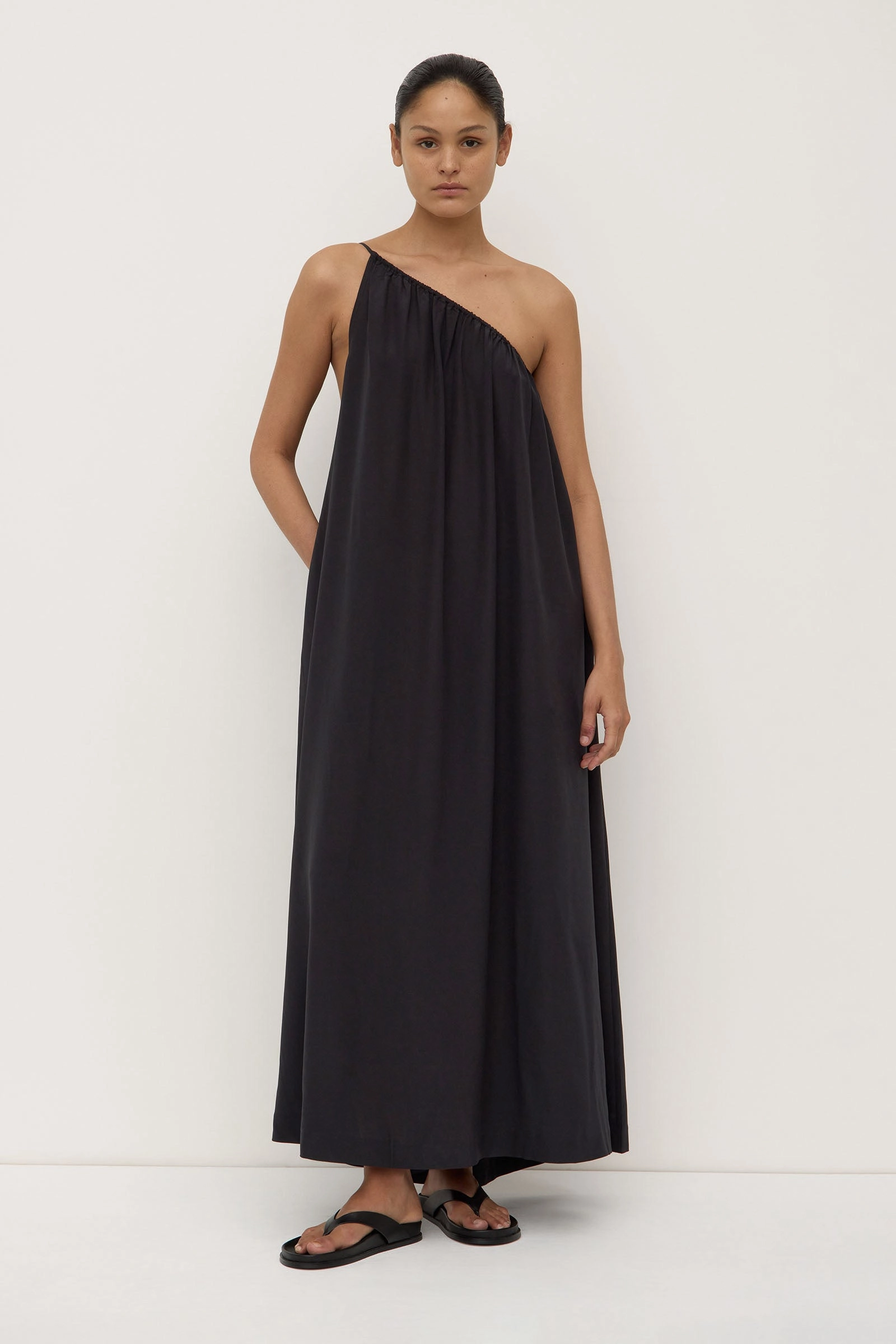 Mila Asymmetrical Maxi Dress Influencer-Style Lace Ease