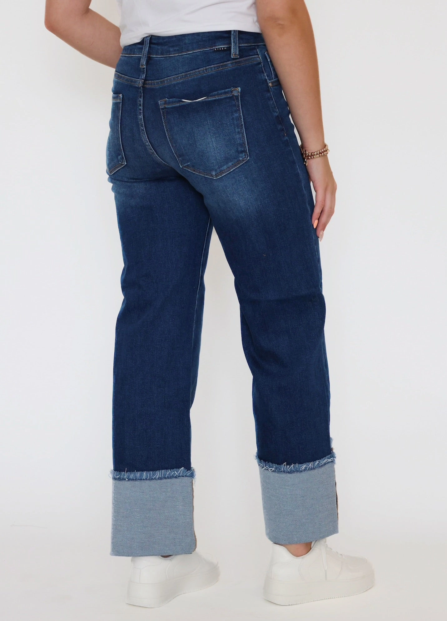 Millie Cuffed Jeans FlexibleNeckline