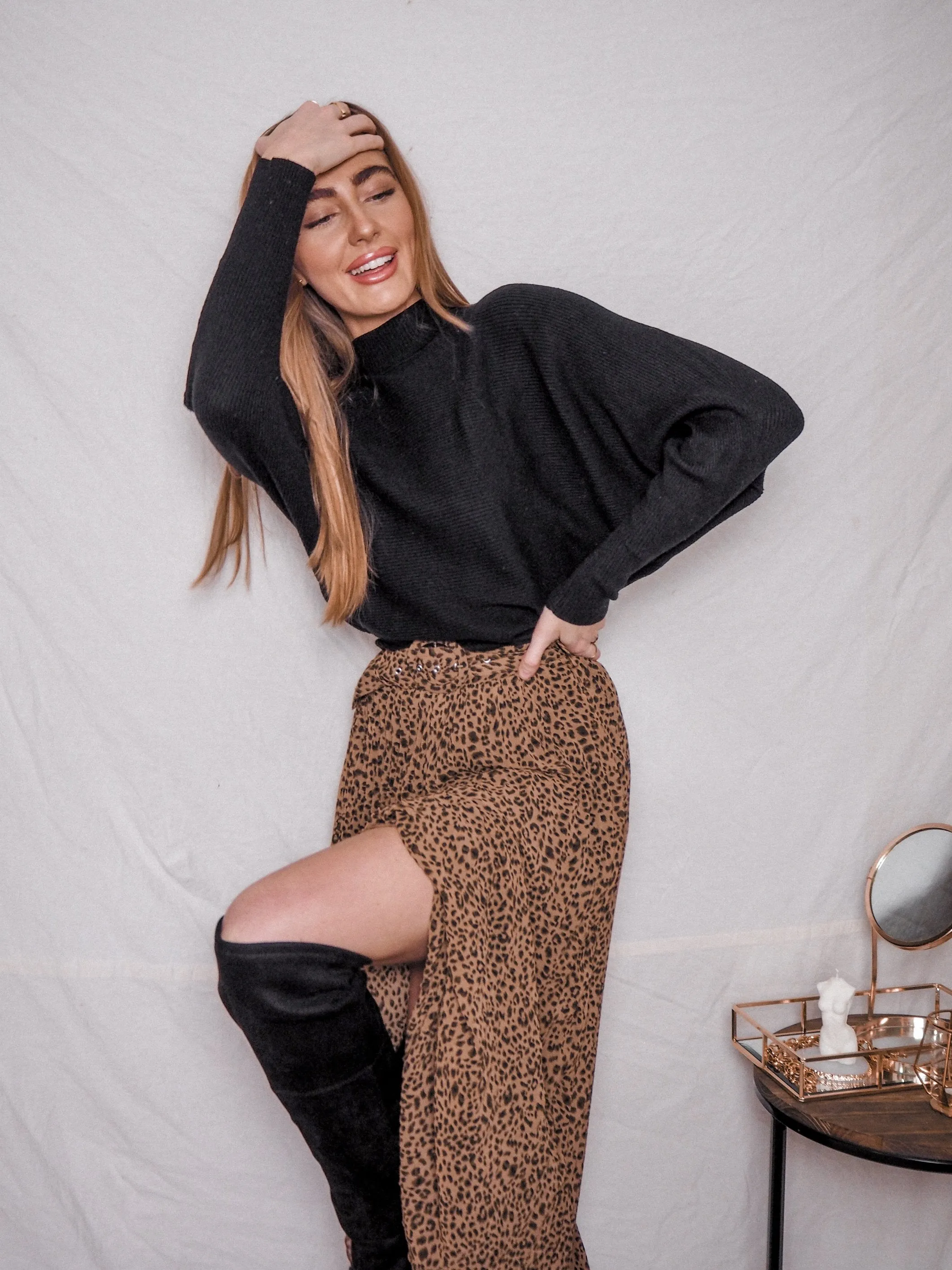 Demi Pleated Midi Skirt / Animal Laidback Mood Quick Dry Technology