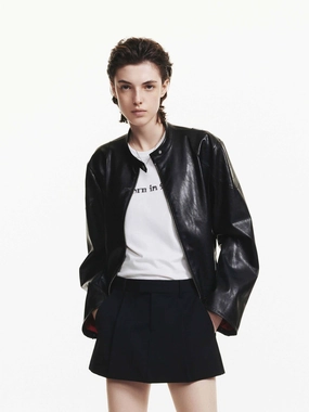 Travel Light Fit Leather Bomber Jacket
