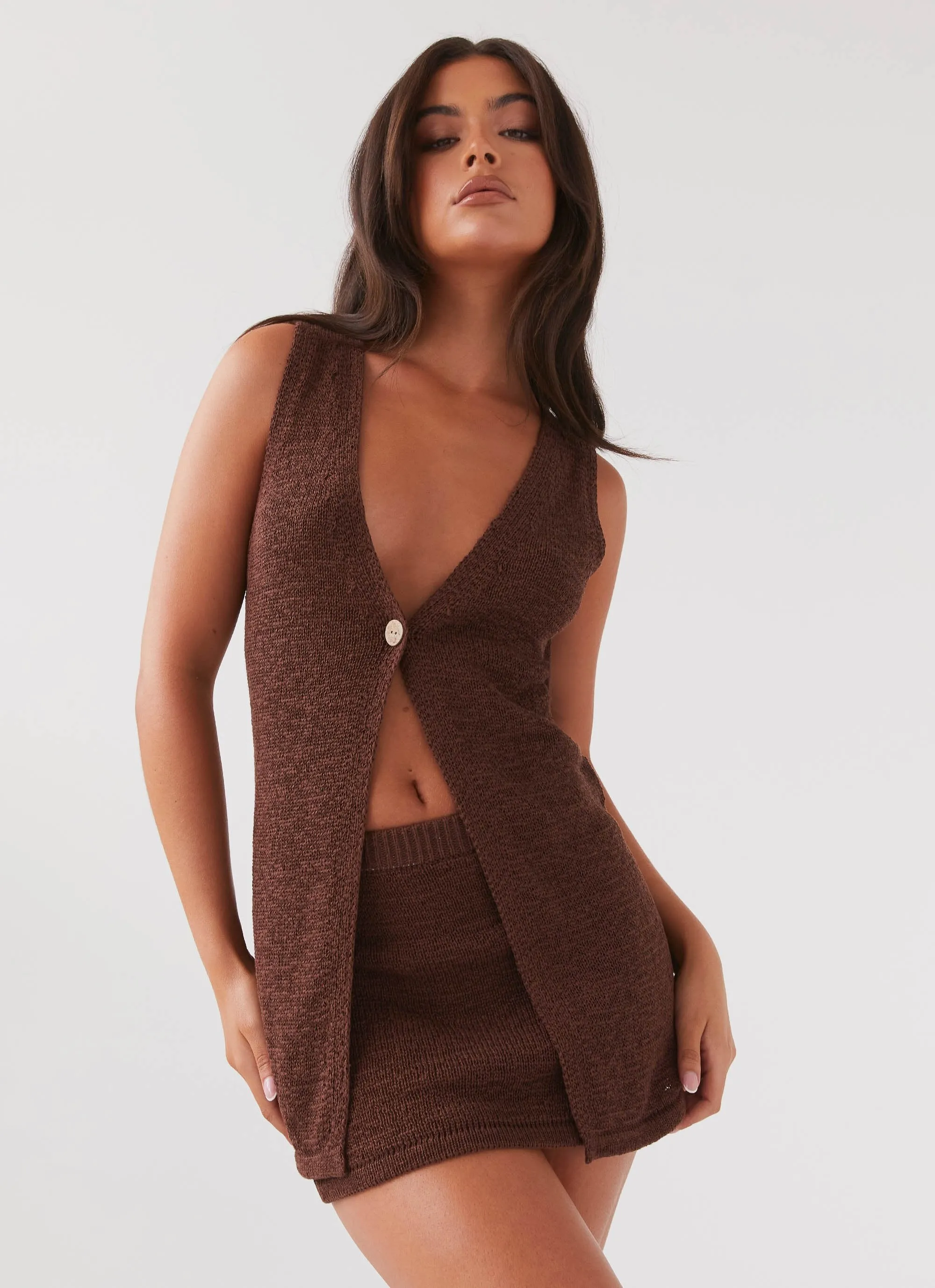 VentilatedArmholes DurableStitching Capri Glow Knit Top - Chocolate
