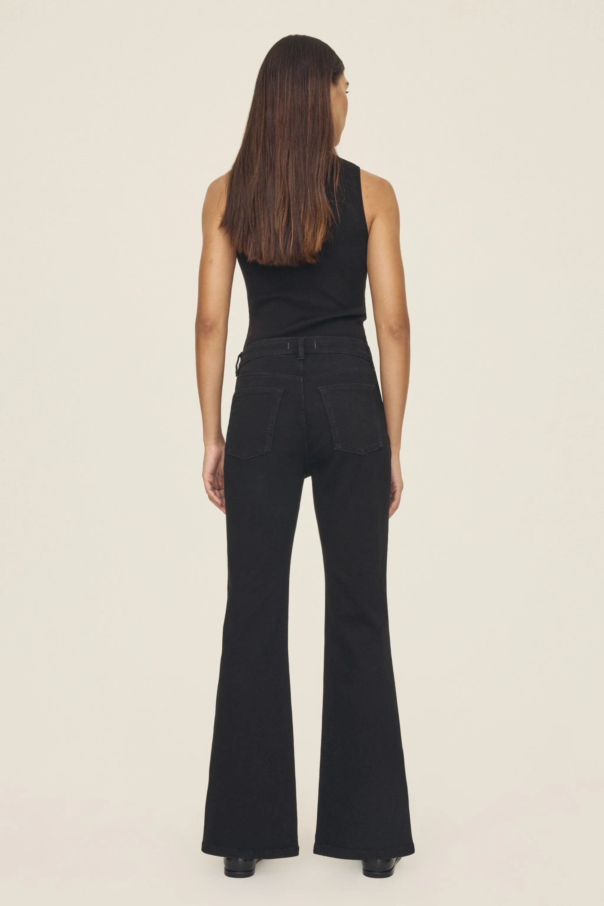 NAO STRETCH - HIGH RISE BOOTCUT JEANS  | JET BLACK