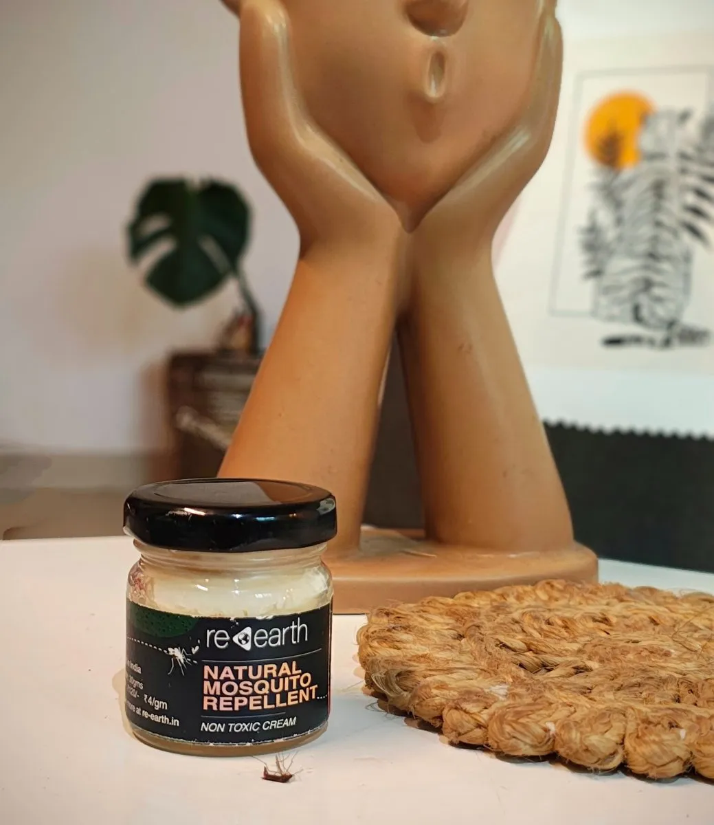 Natural Mosquito Repellent - Chemical-Free Protection