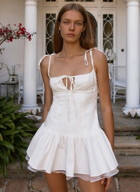 Smooth silhouette Perfect Proportion Valene Mini Dress - White