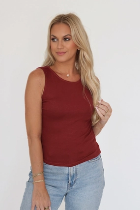 Snag Resistant Surface Credit Sleeveless Top