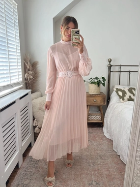 Angelina High Neck Pleated Dress / Blush Breeze Grace Contrast-Lining
