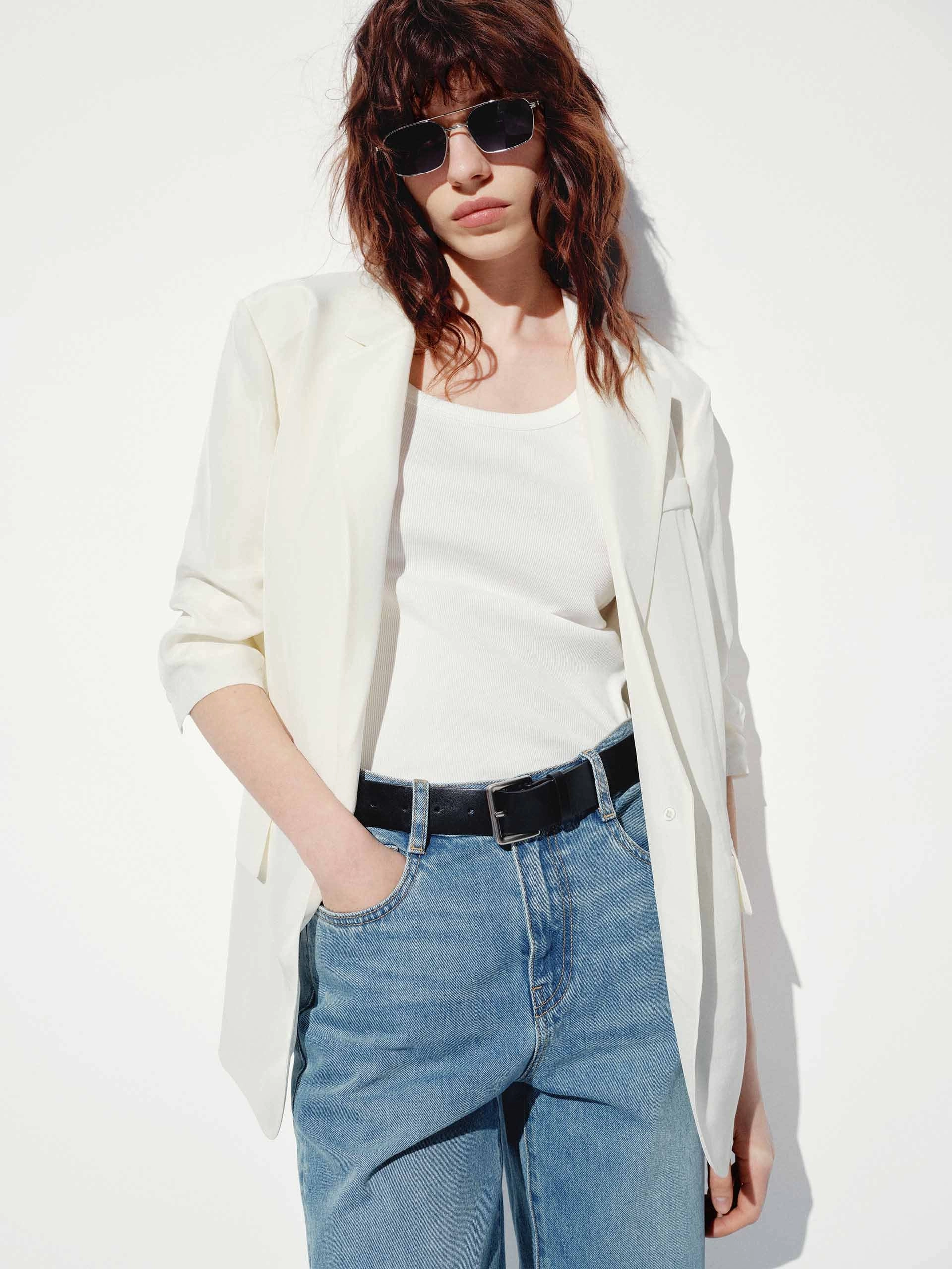 Padded Shoulders Relaxed Blazer Non Restrictive Armholes Non Irritating Edging