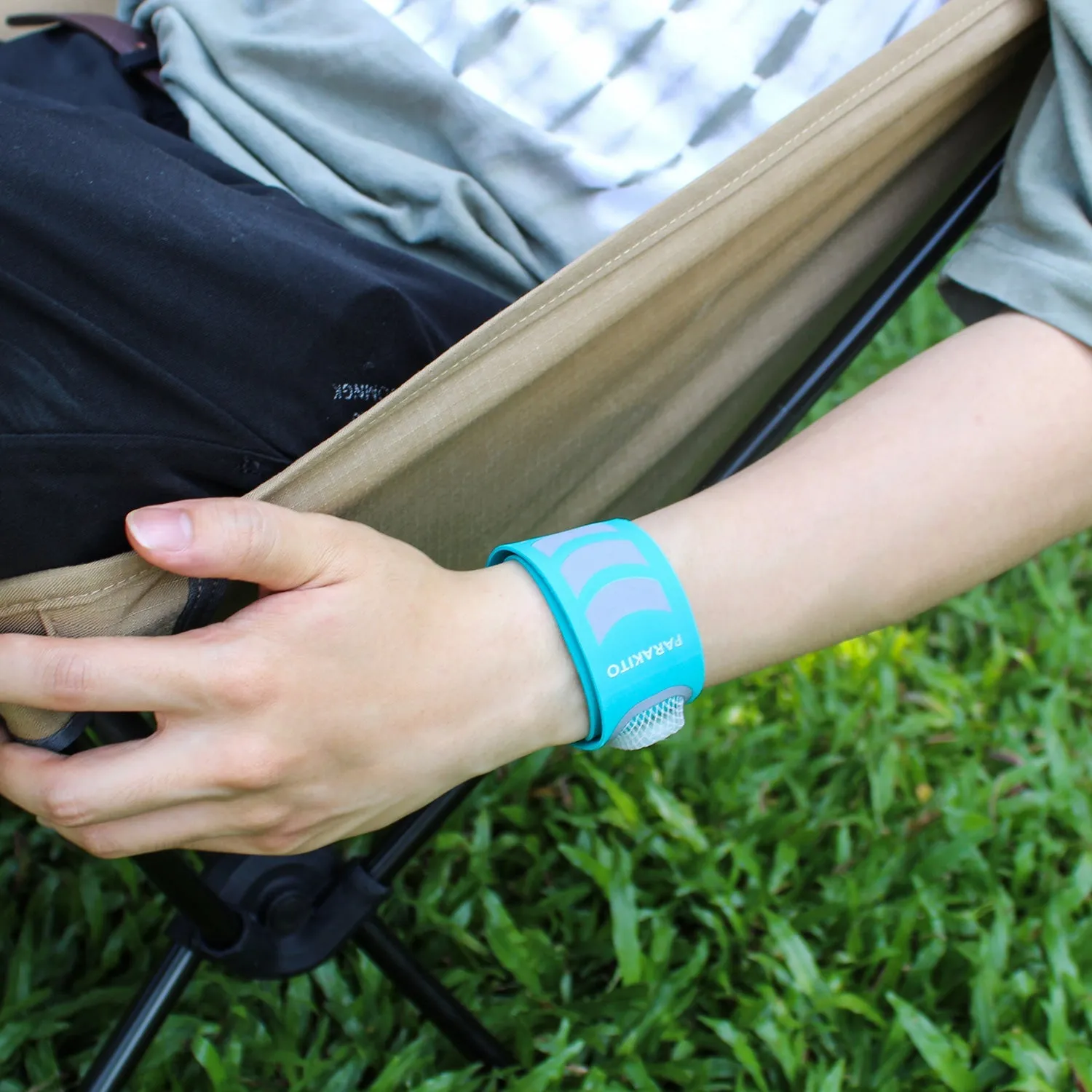 Parakito Mosquito Repellent Sport Band   2 refill pellets
