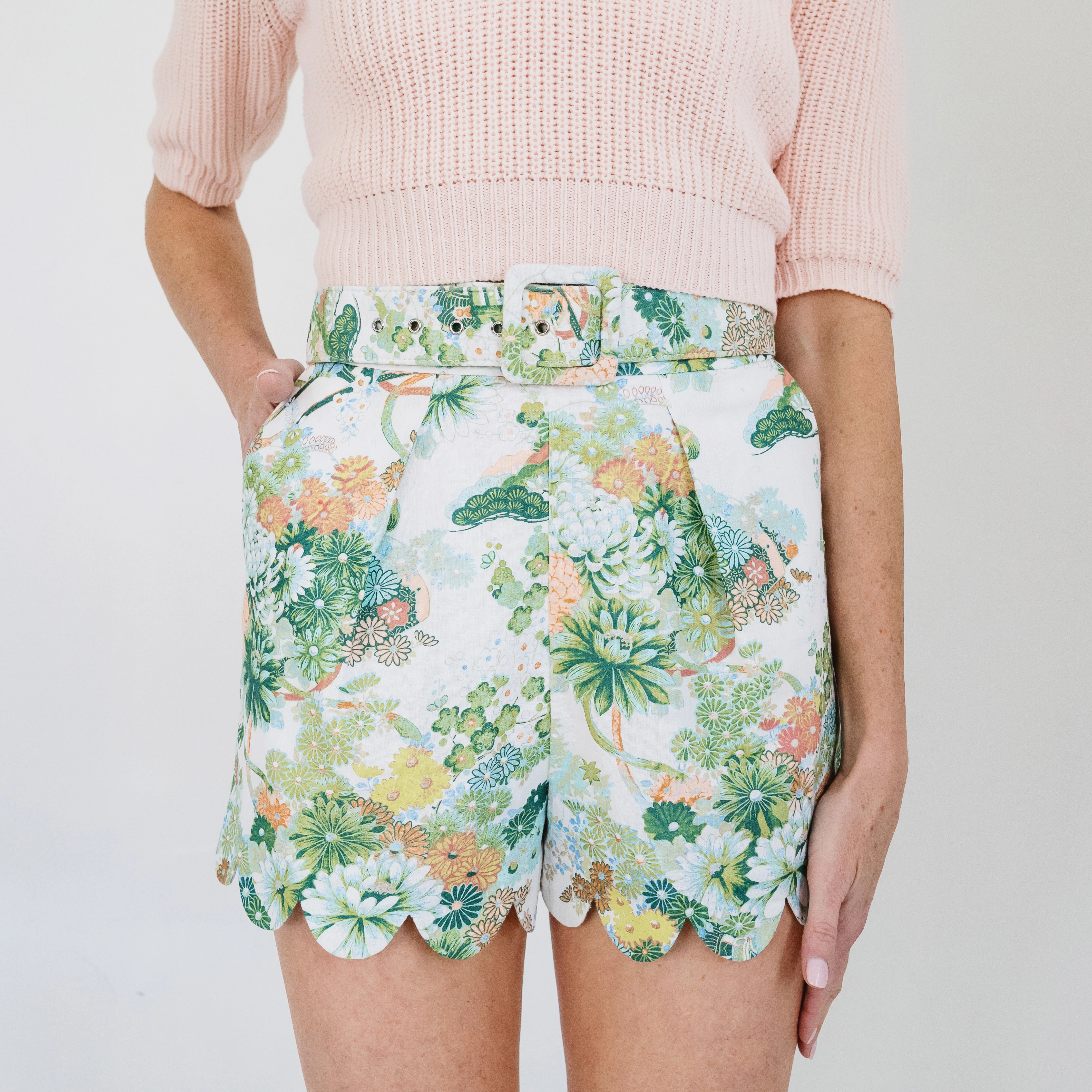 MASON'S DAUGHTER | Belted Scallop Shorts, Spring Chinoiserie Reflective Trim