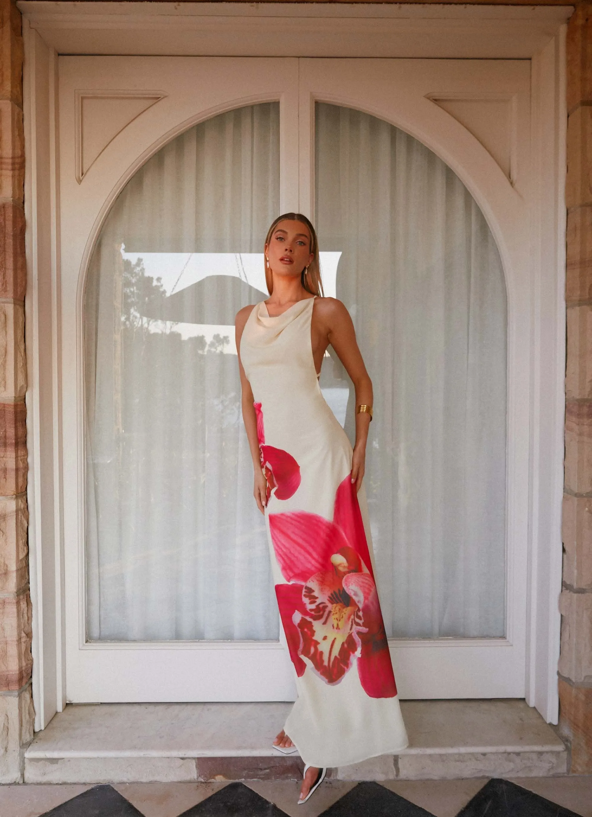 Sleek Style Odor Control Fabric Island Girl Maxi Dress - Yellow