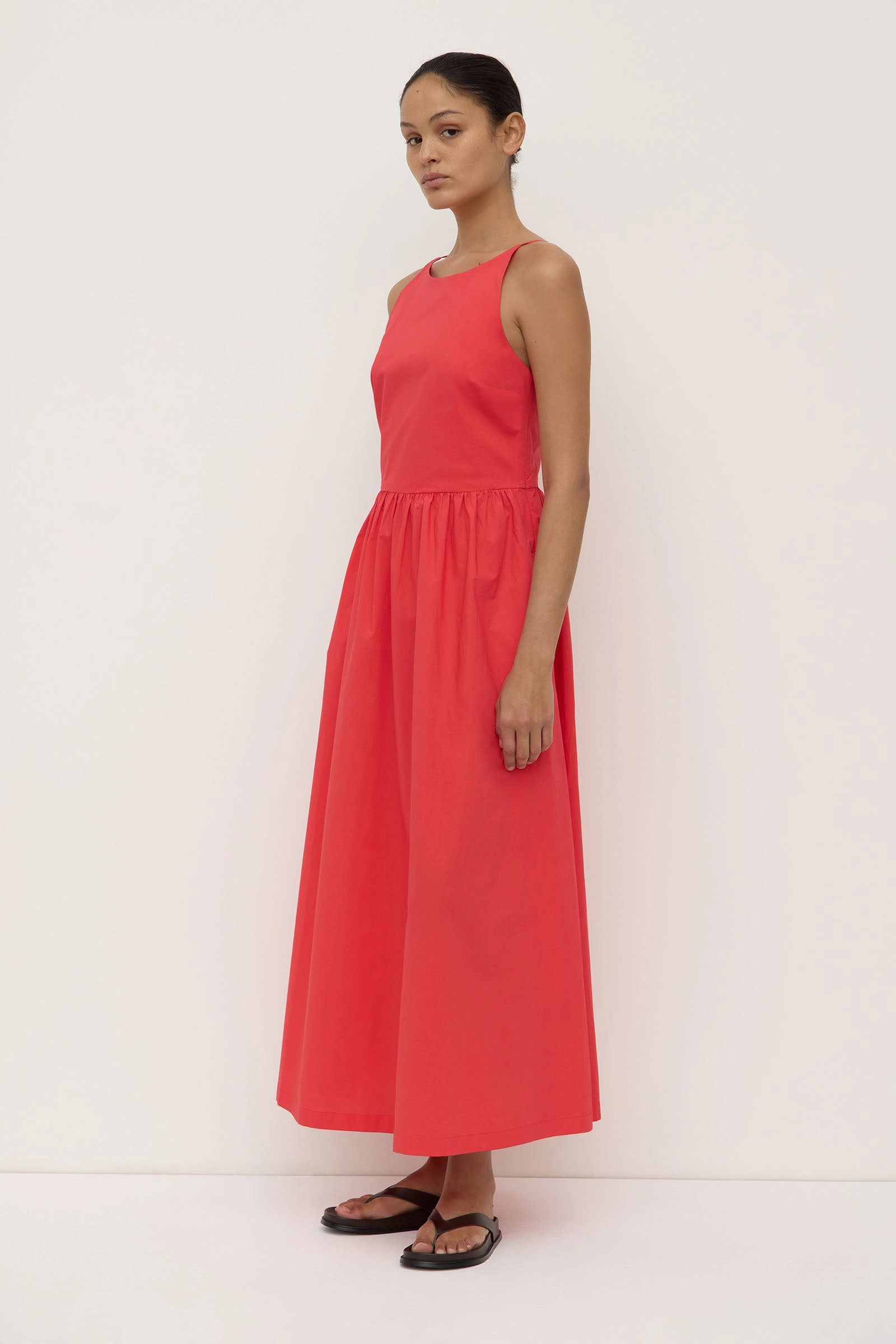 Flattering Shape Wear Posie Midi Dress
